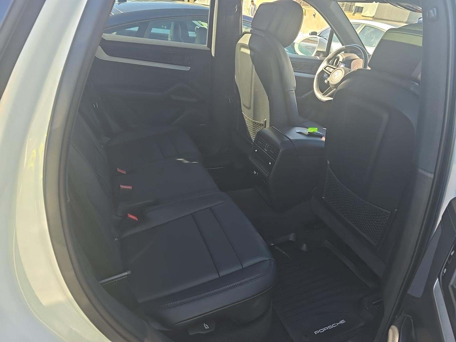 2024 Porsche Cayenne S AWD