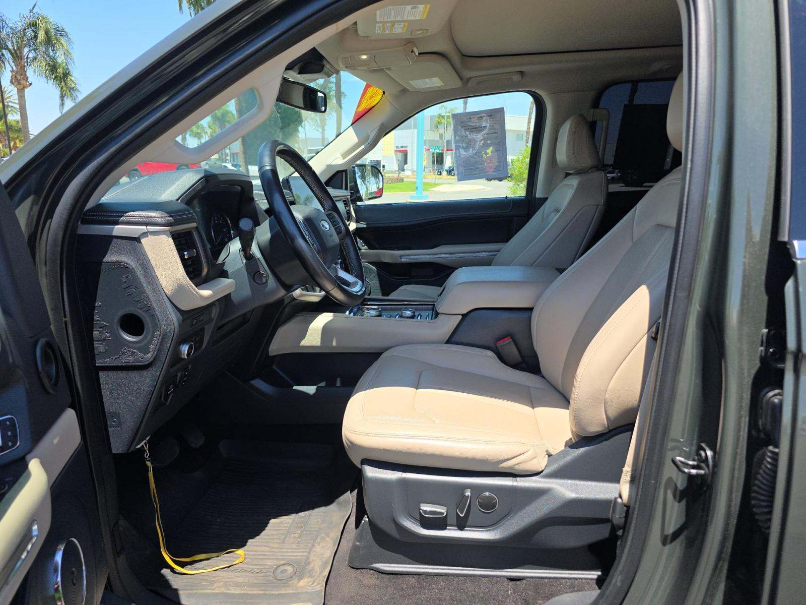 FORD EXPEDITION MAX - 2