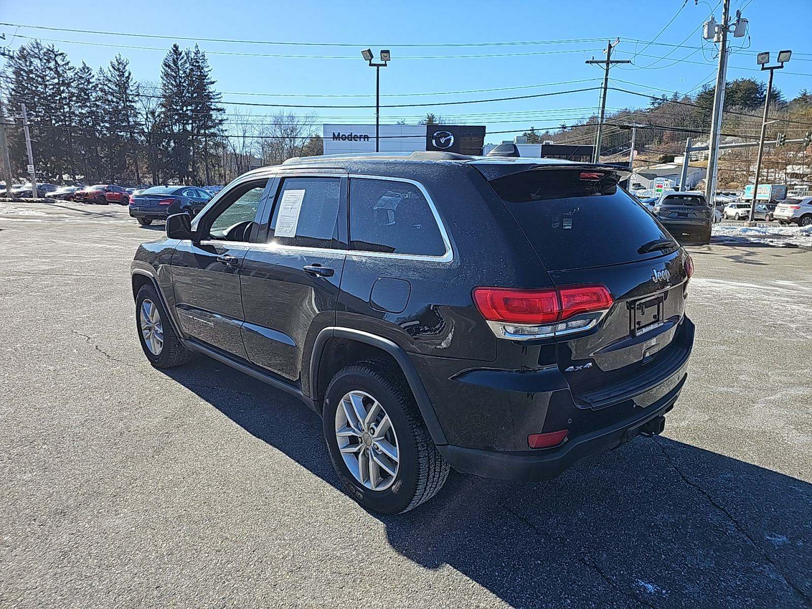 2017 Jeep Grand Cherokee Laredo AWD