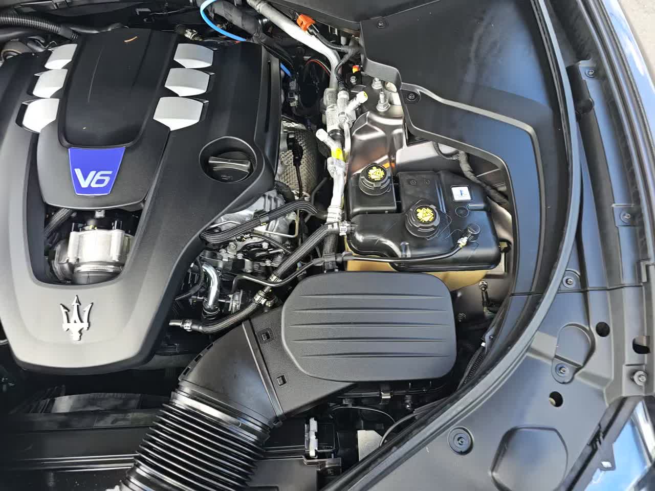 2022 Maserati Levante Modena AWD