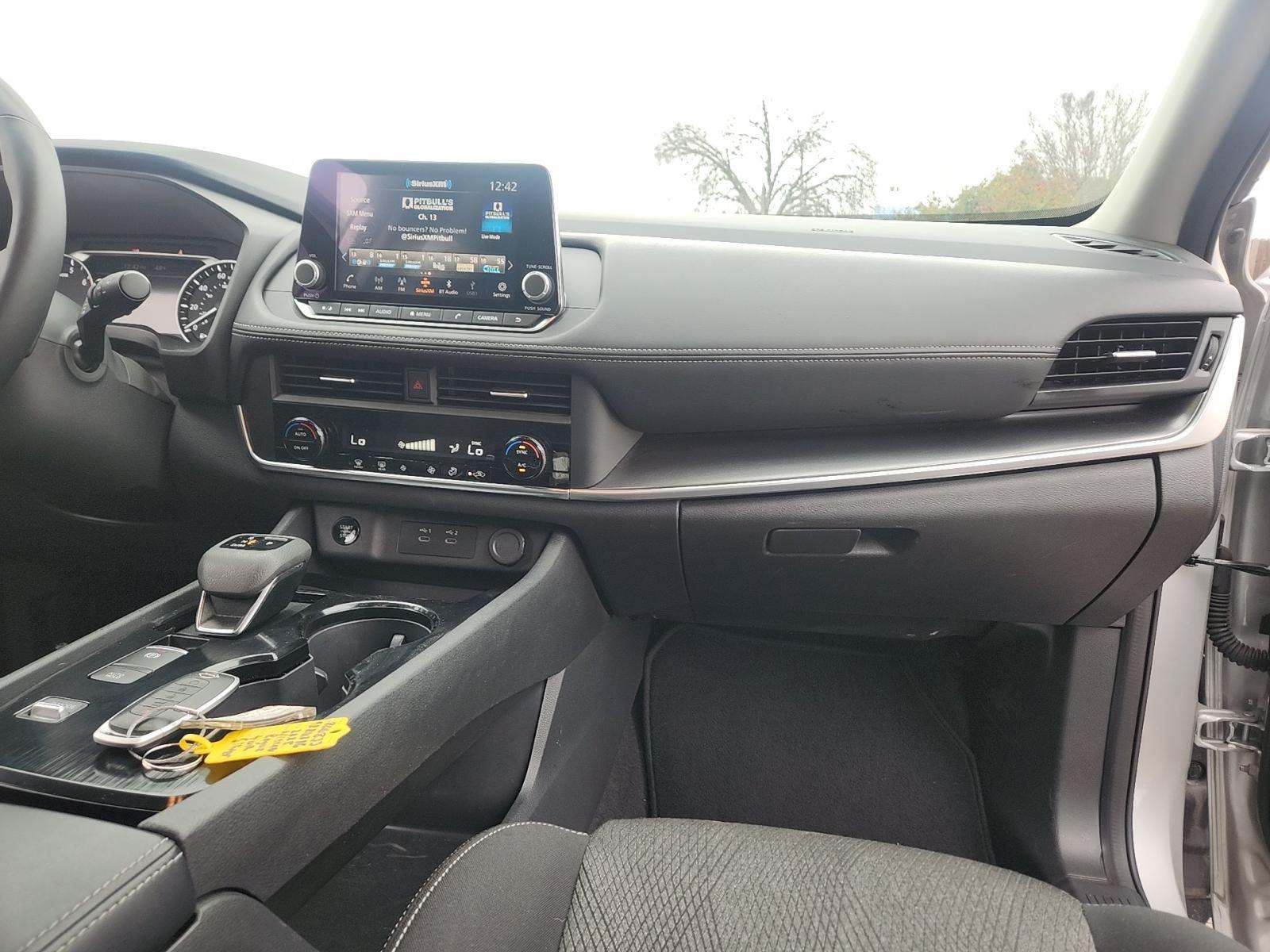 2025 Nissan Rogue SV FWD