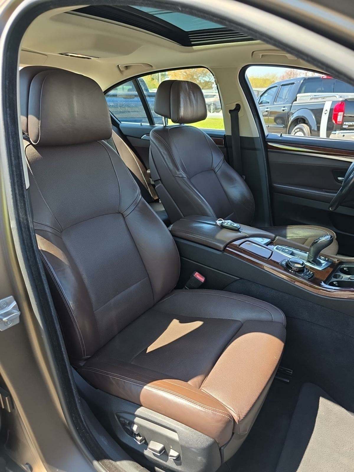 2016 BMW 5 Series 550i xDrive AWD