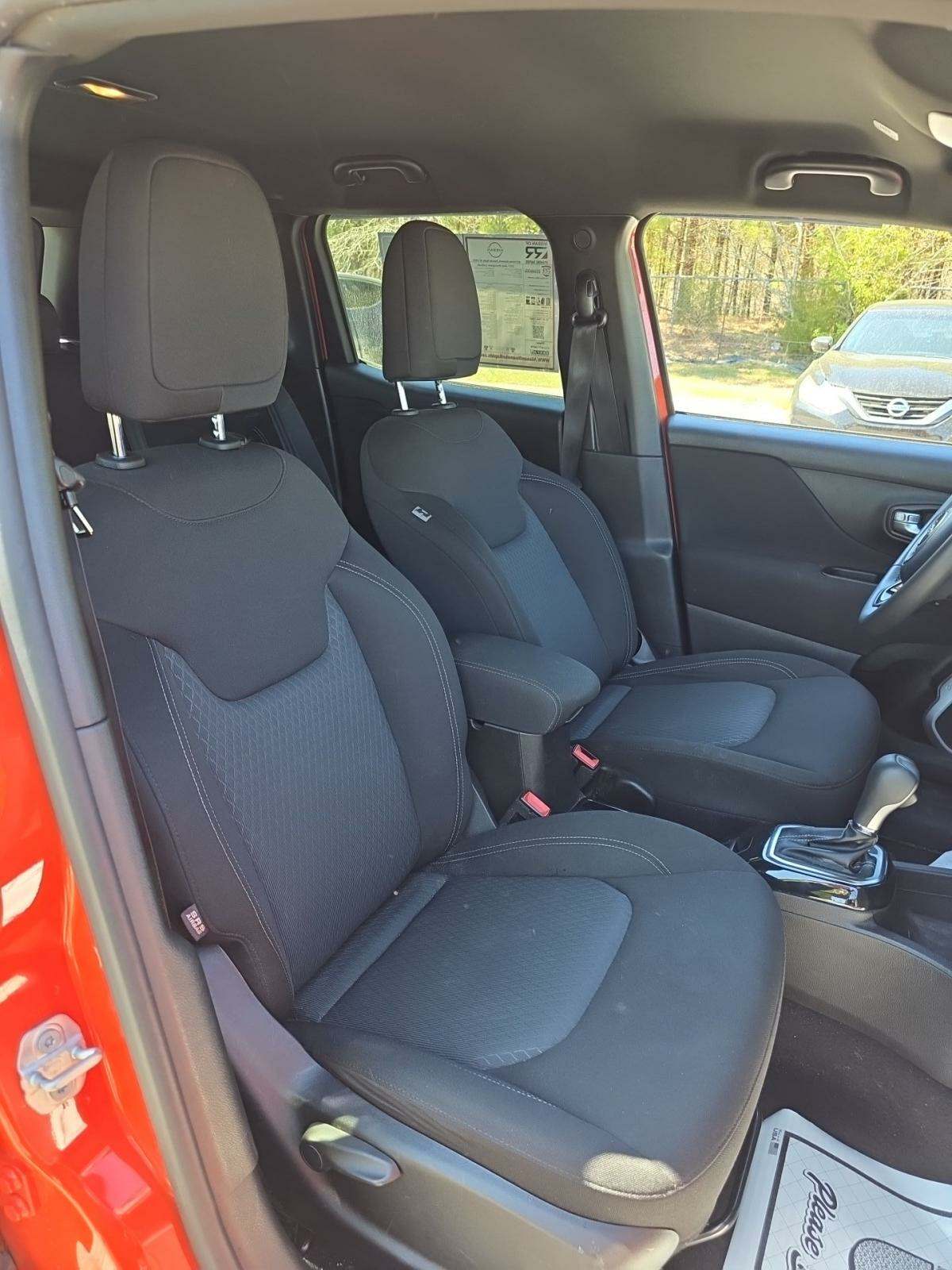 2021 Jeep Renegade Latitude FWD