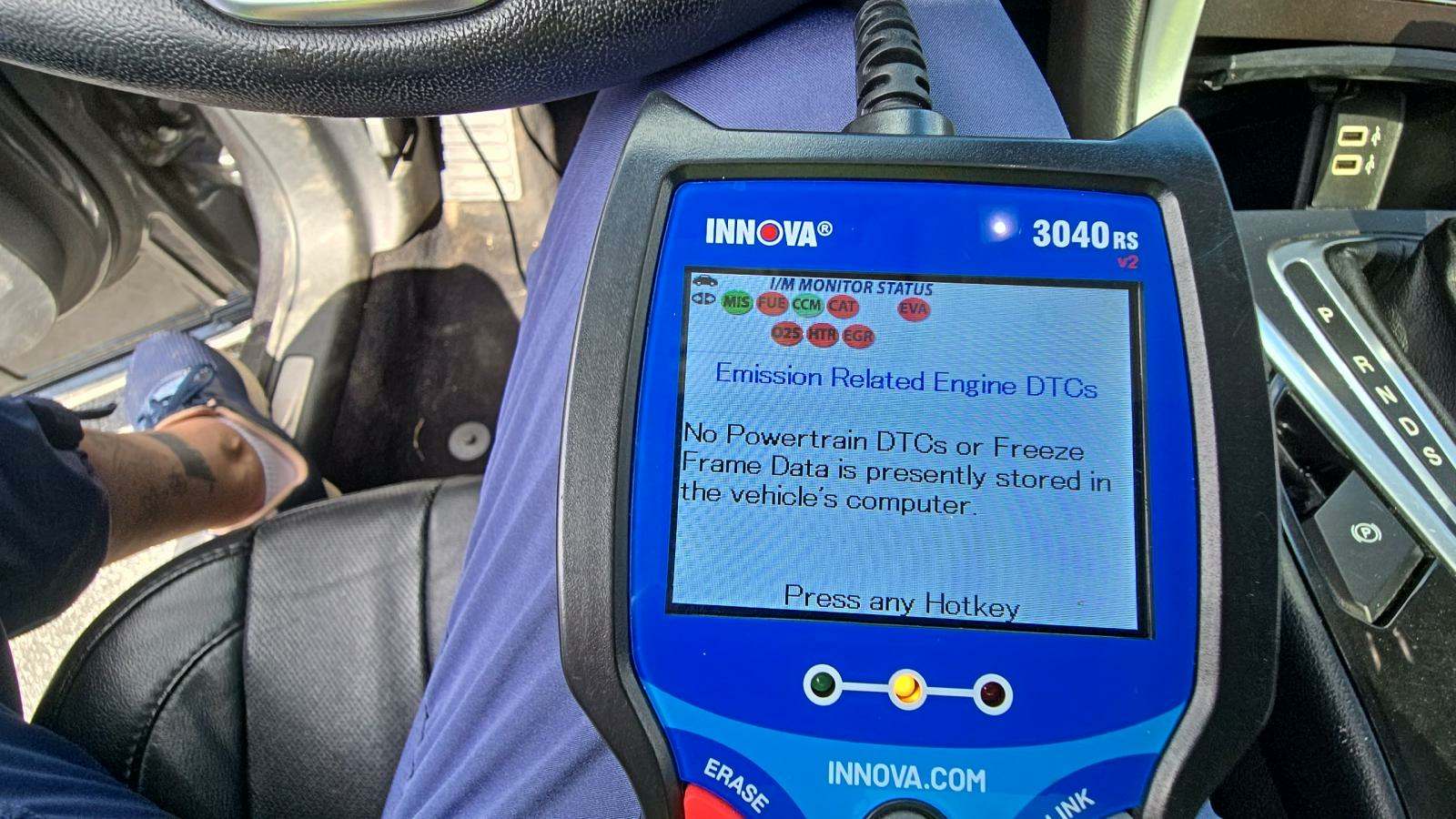 2017 Ford Edge Titanium FWD