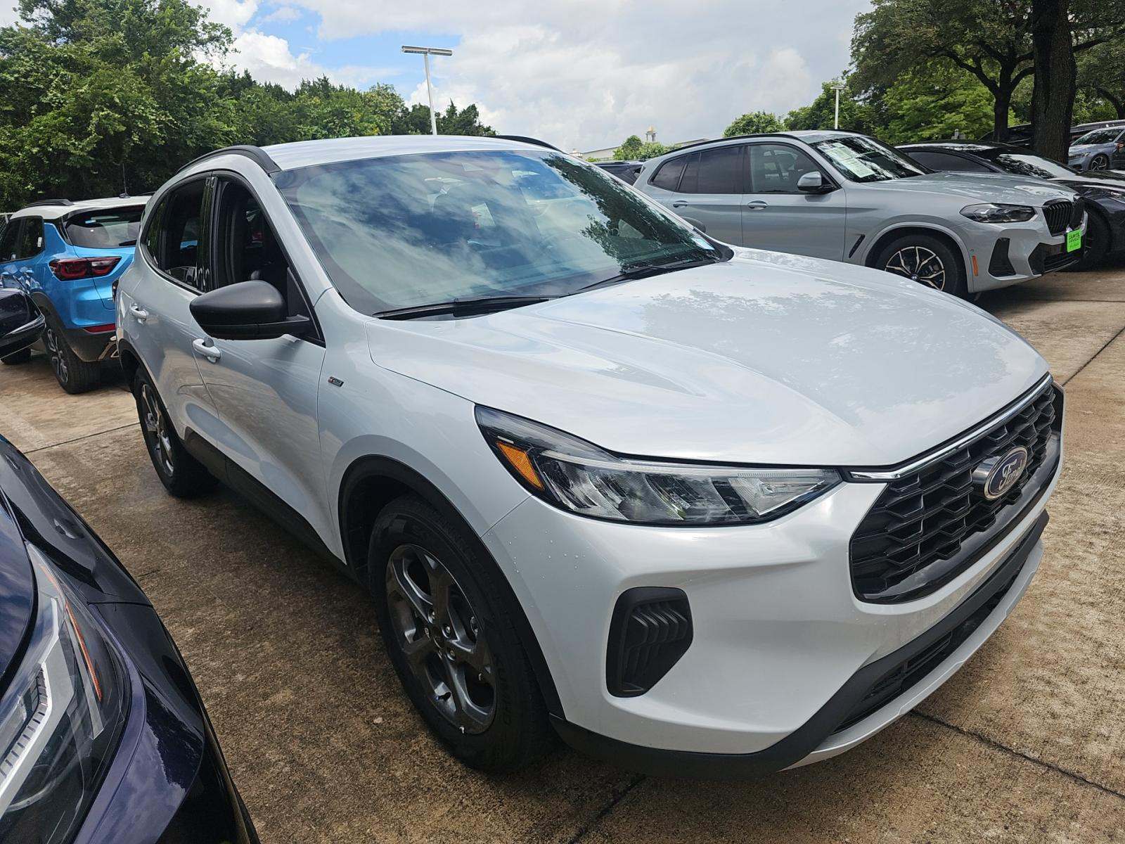 FORD ESCAPE - 4