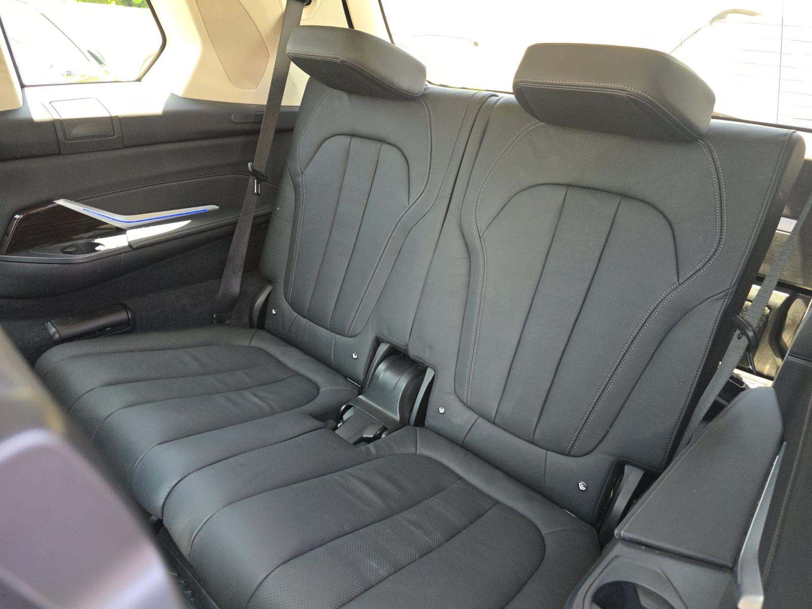 2021 BMW X7 xDrive40i AWD