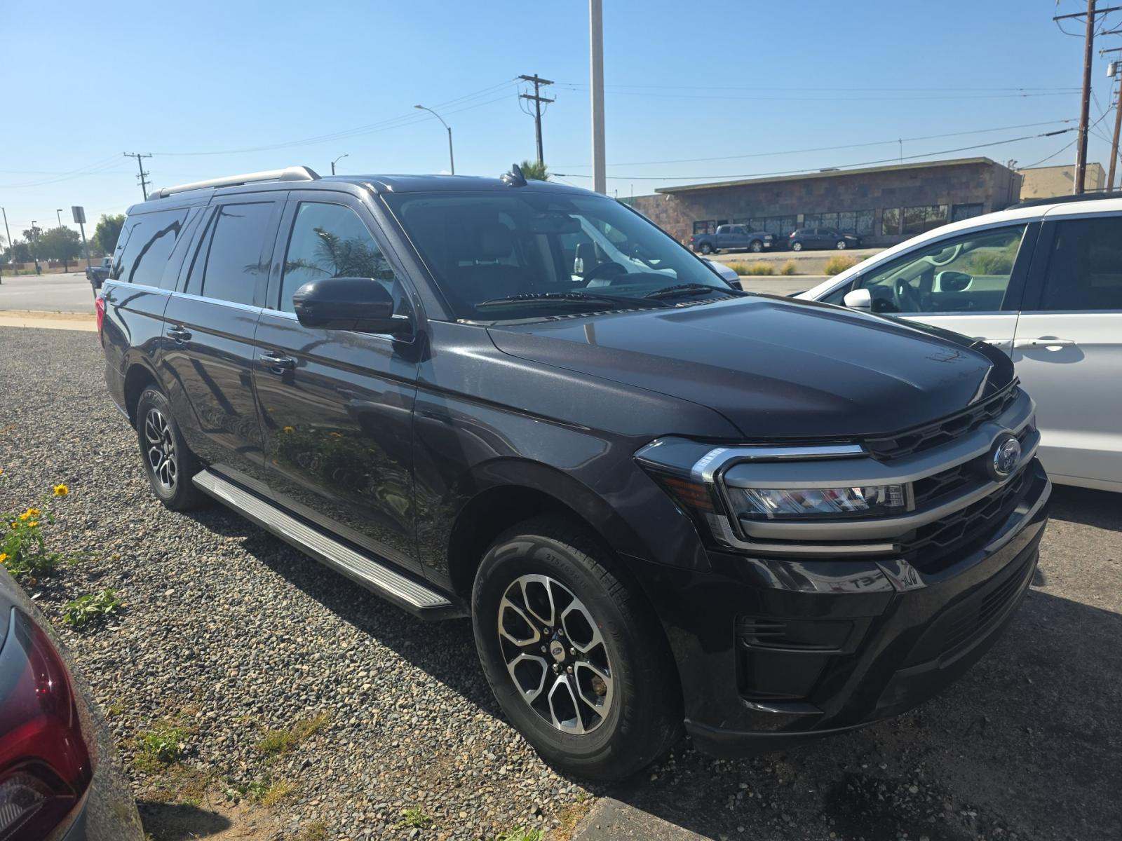 FORD EXPEDITION MAX - 4