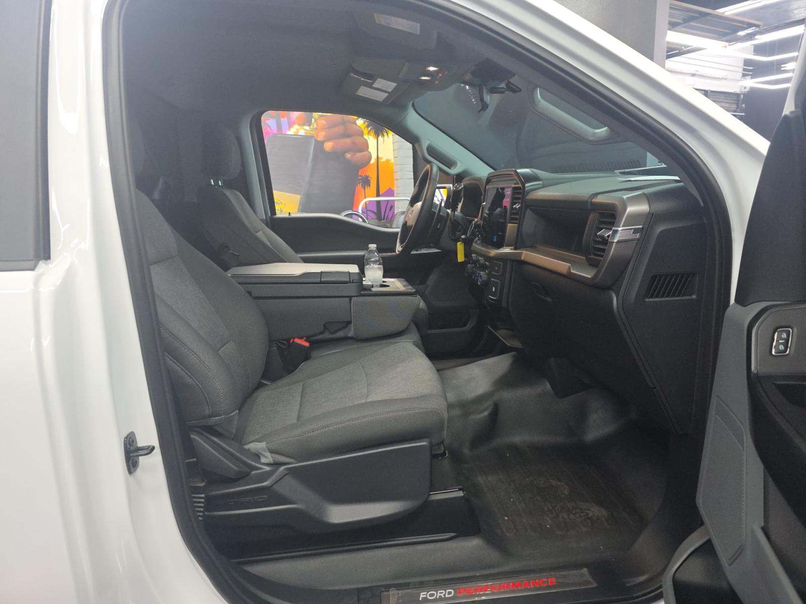 2025 Ford F-150 XL AWD