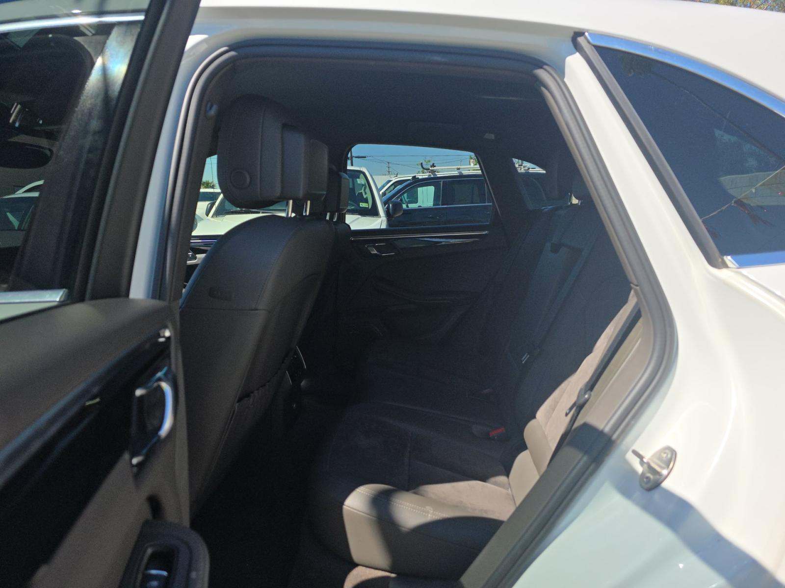 2016 Porsche Macan S AWD