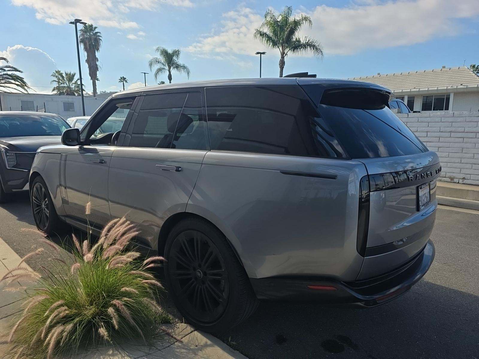 2024 Land Rover Range Rover SE AWD