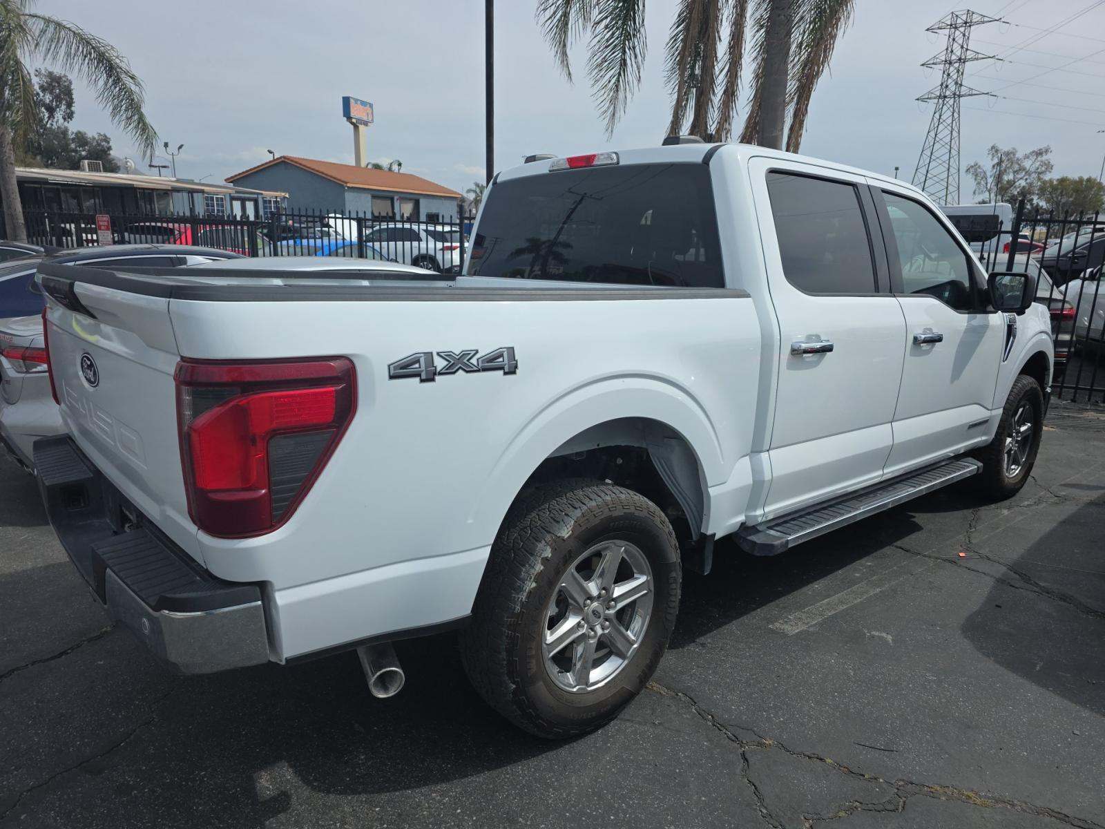 2024 Ford F-150 Hybrid XLT AWD