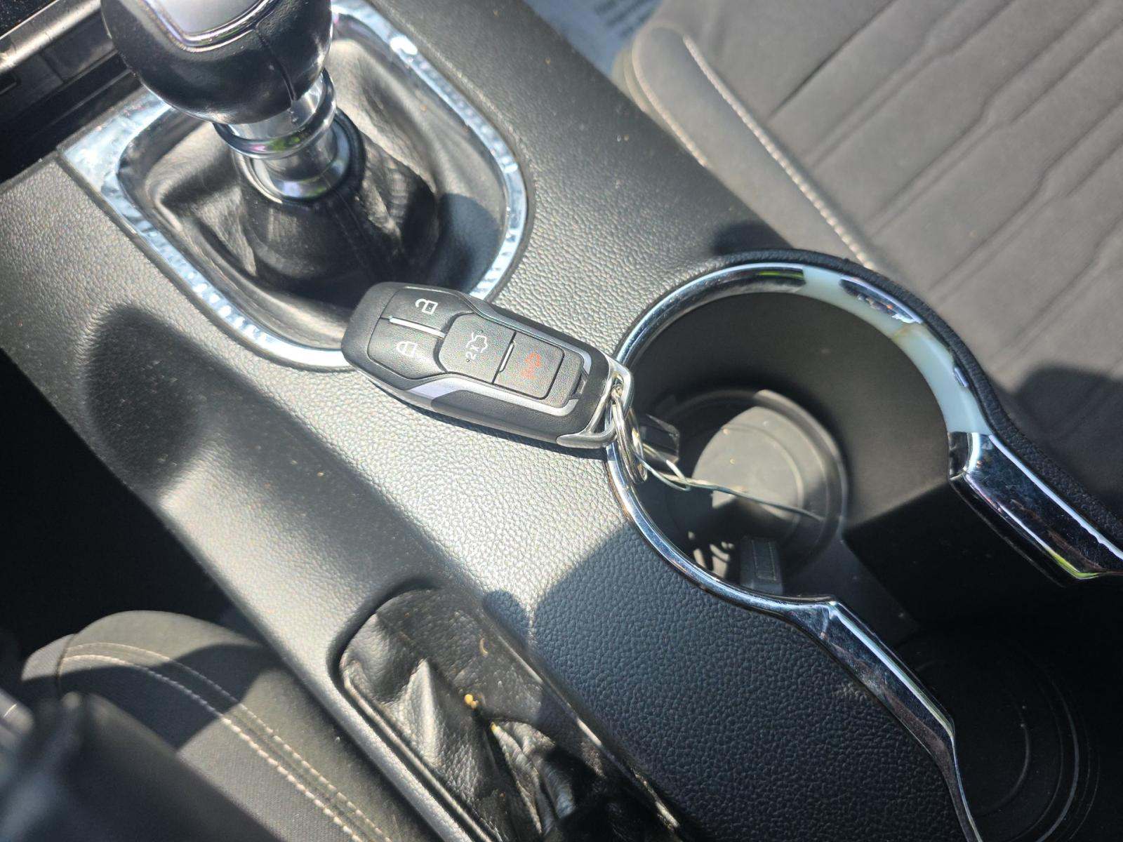 FORD MUSTANG - 8