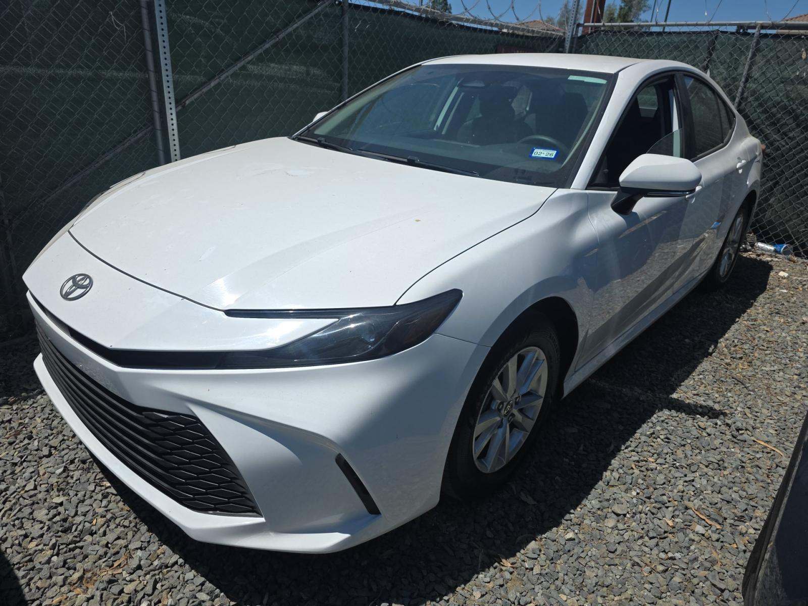 2025 Toyota Camry LE FWD