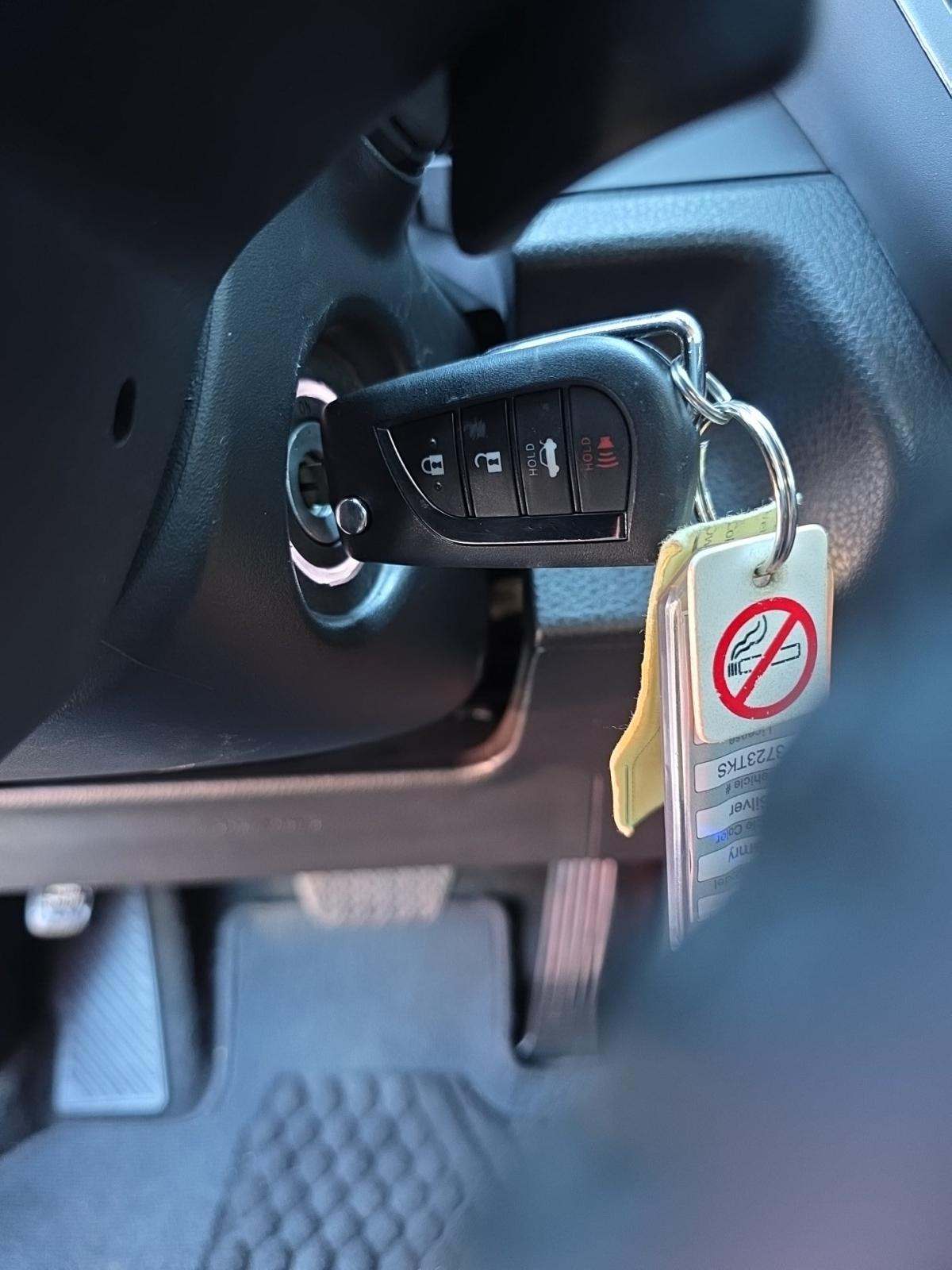 2024 Toyota Camry SE FWD