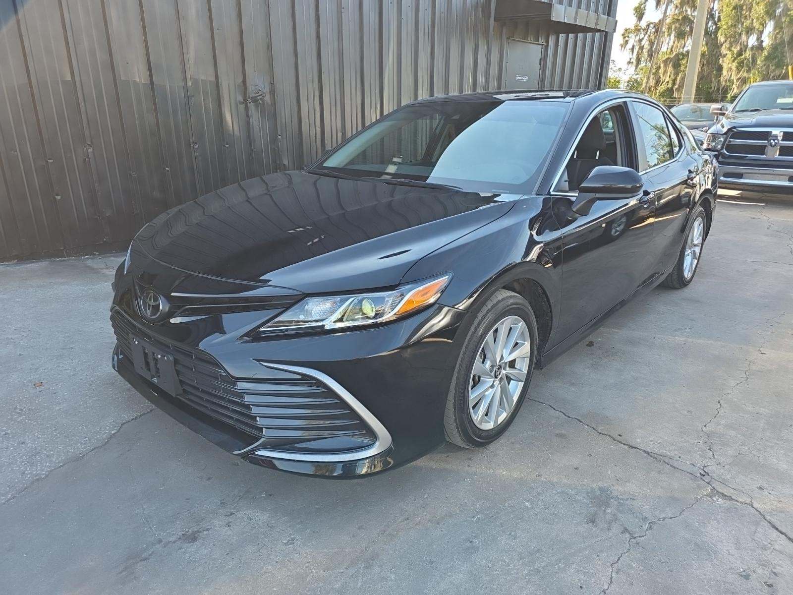 2023 Toyota Camry LE FWD