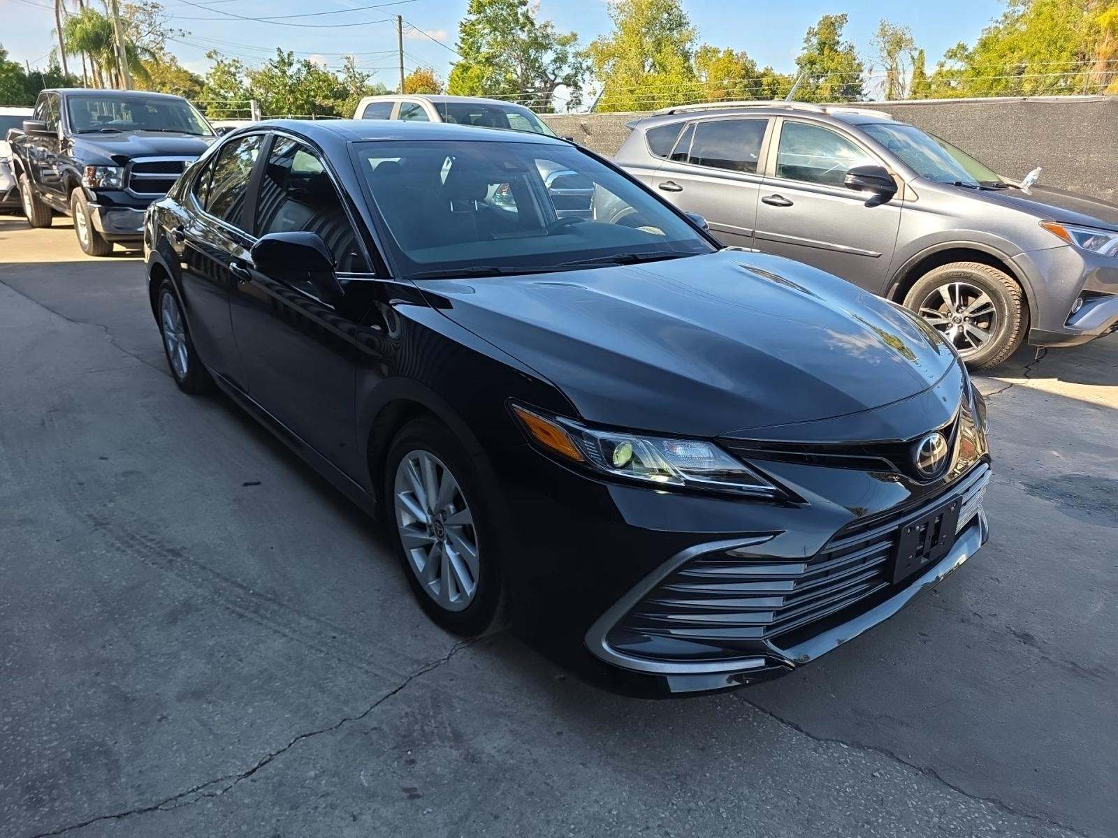2023 Toyota Camry LE FWD