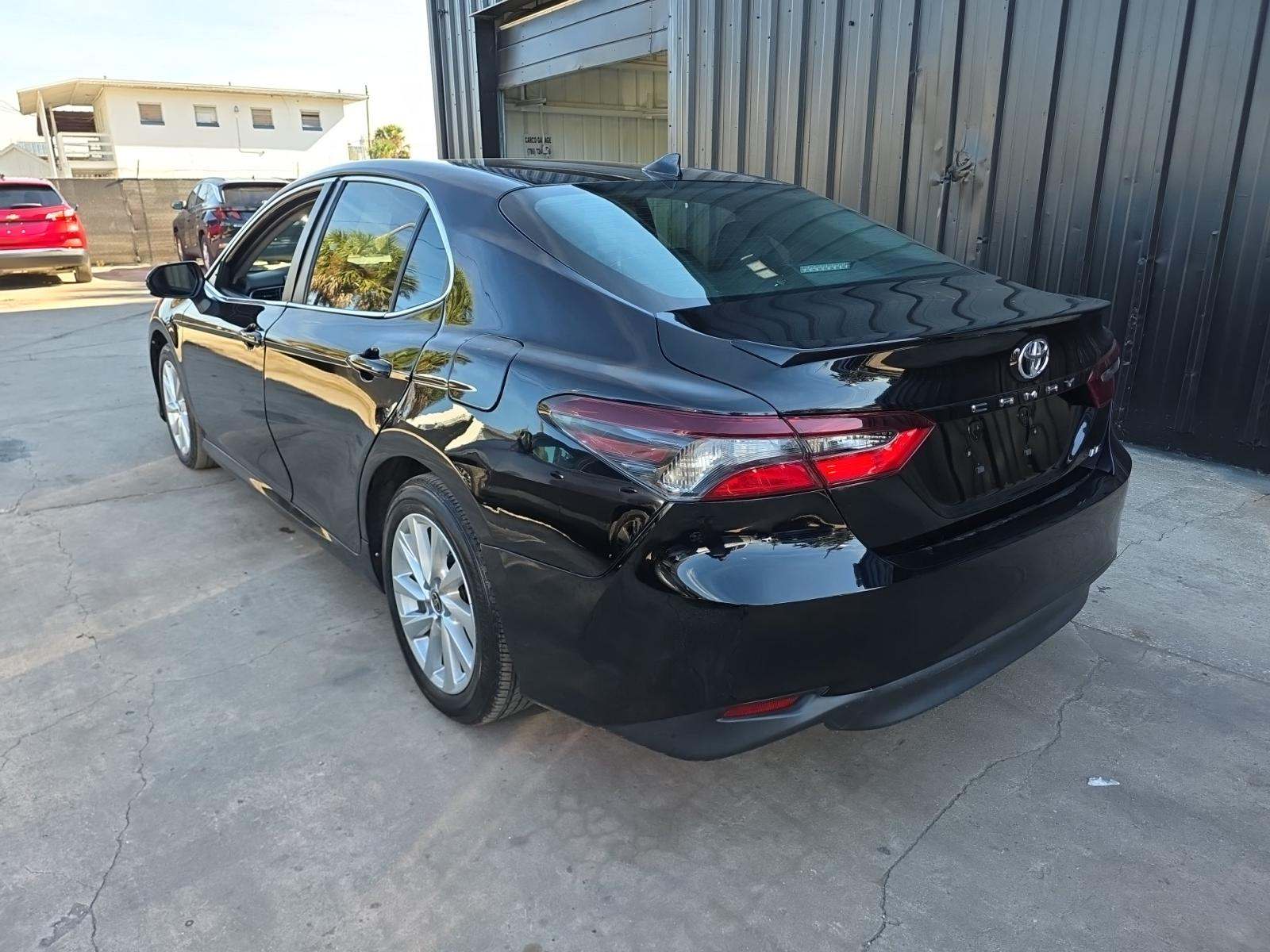 2023 Toyota Camry LE FWD