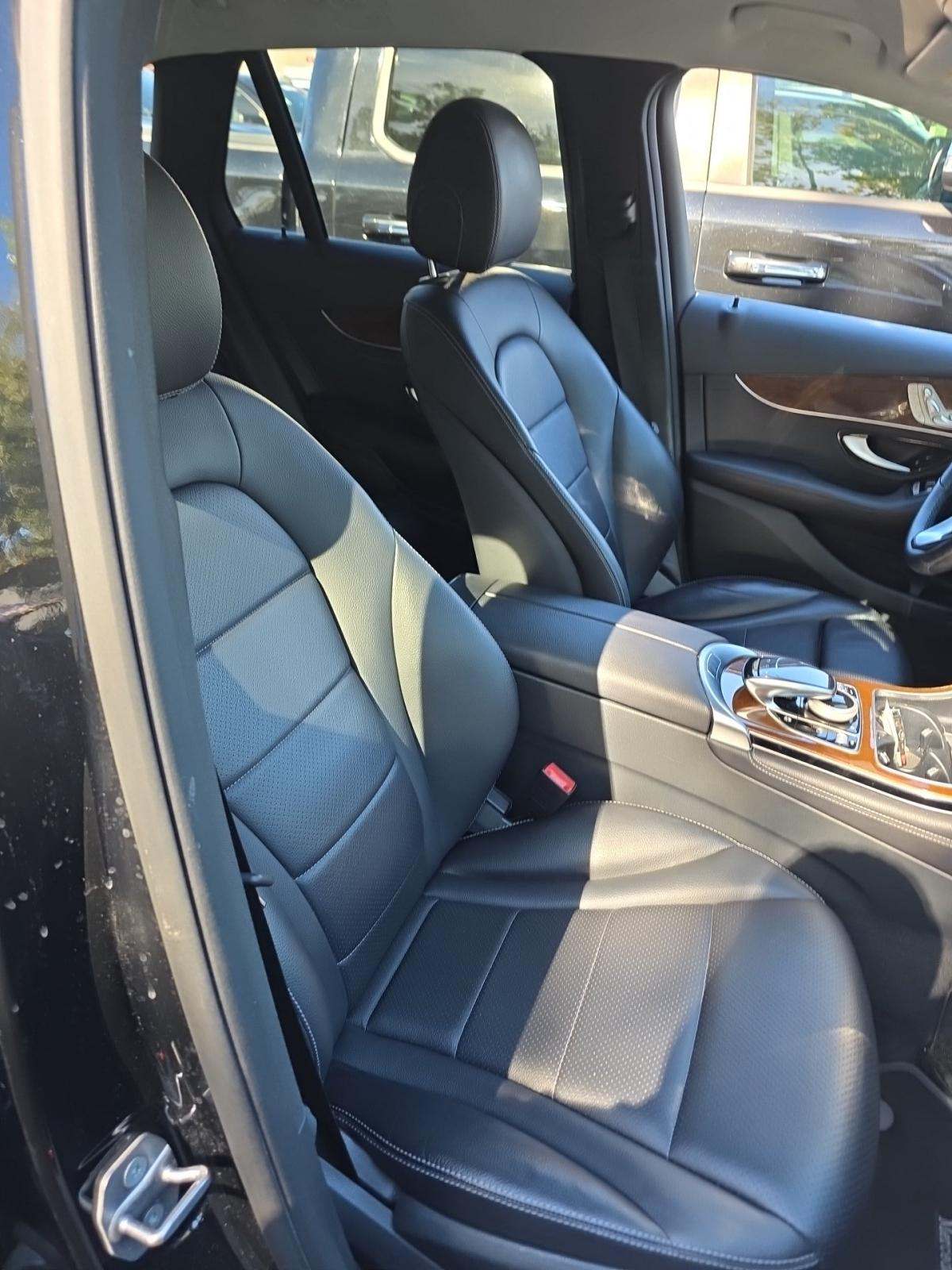 2016 Mercedes-Benz GLC GLC 300 RWD