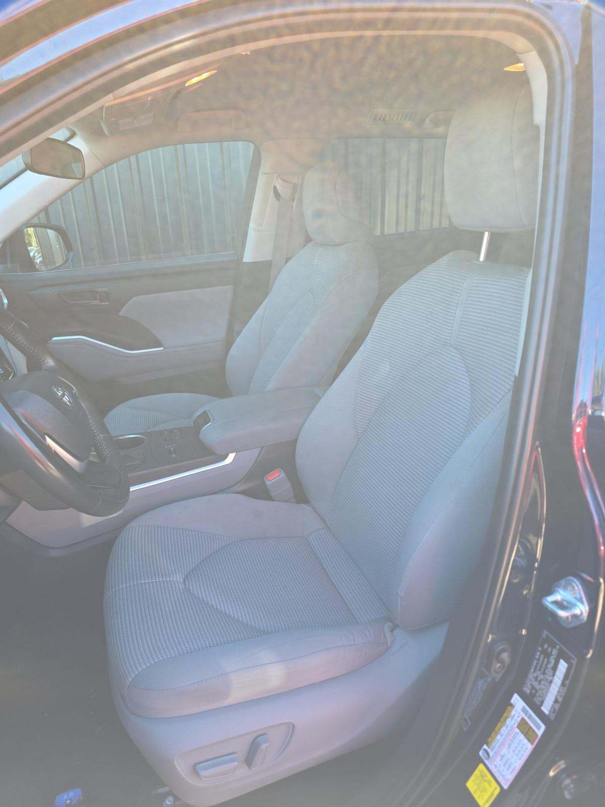 2024 Toyota Highlander LE FWD