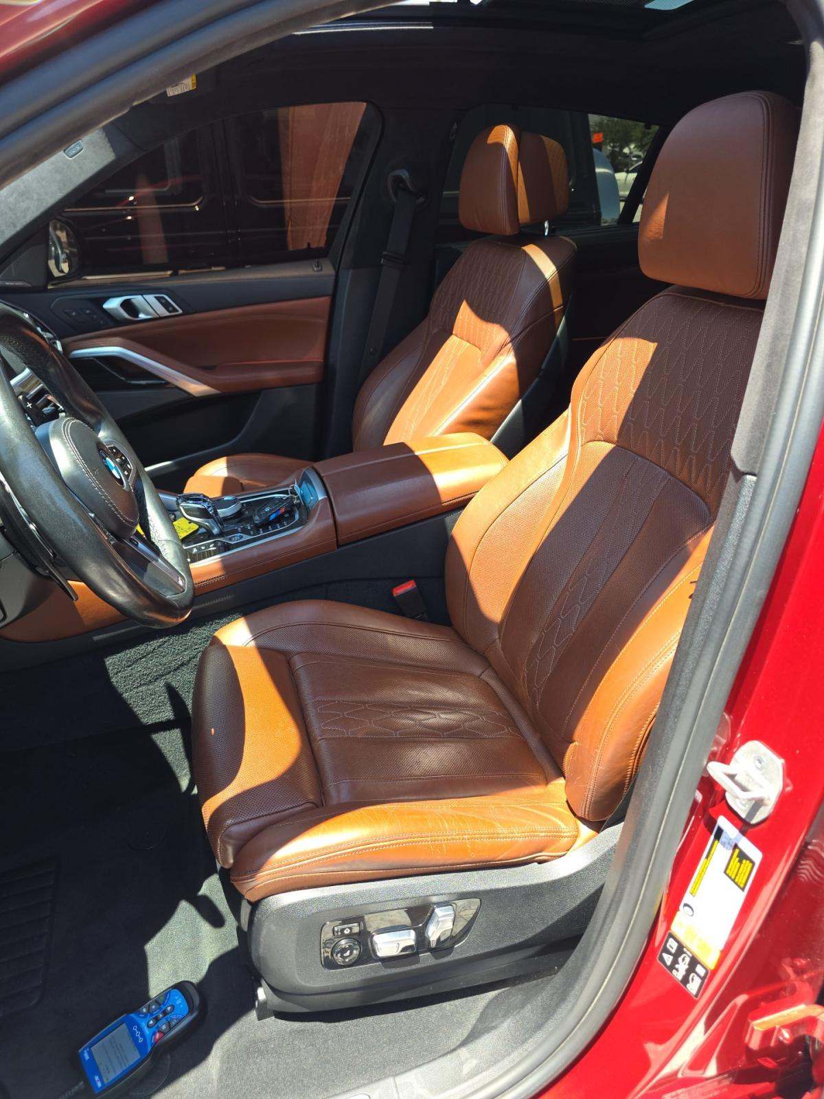 2021 BMW X6 M50i AWD