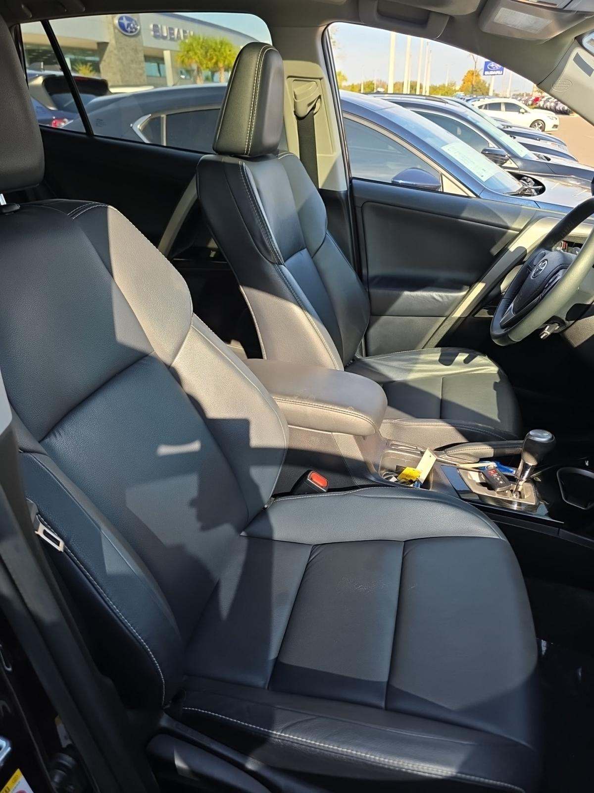 2017 Toyota RAV4 Limited FWD