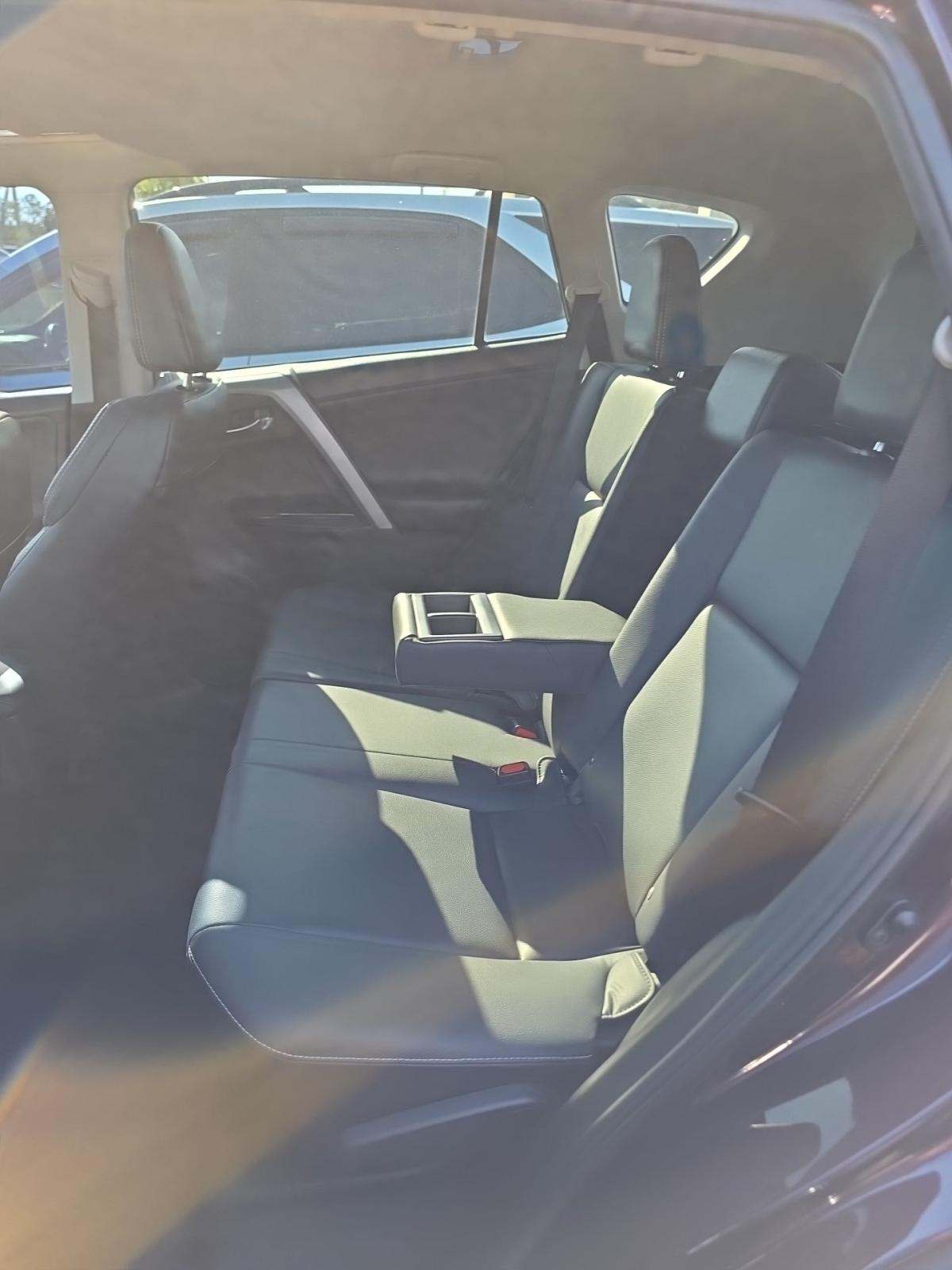 2017 Toyota RAV4 Limited FWD