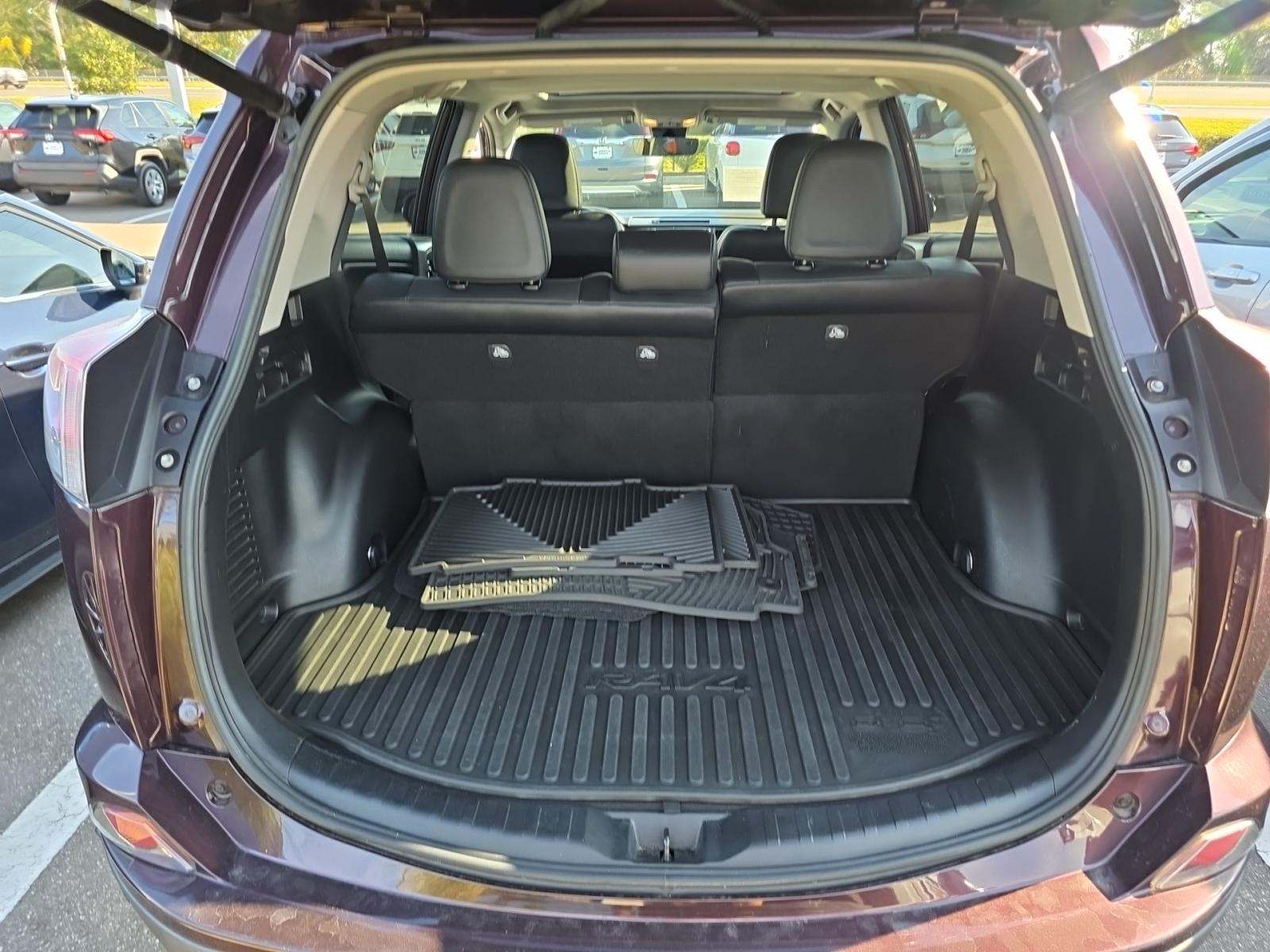 2017 Toyota RAV4 Limited FWD