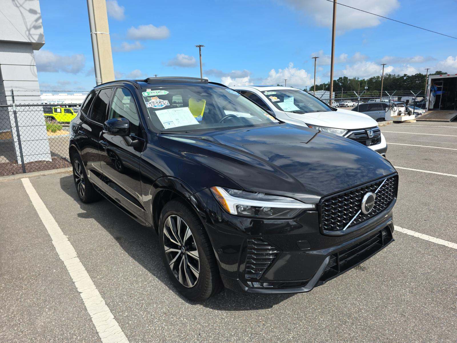 2024 Volvo XC60 B5 Plus AWD