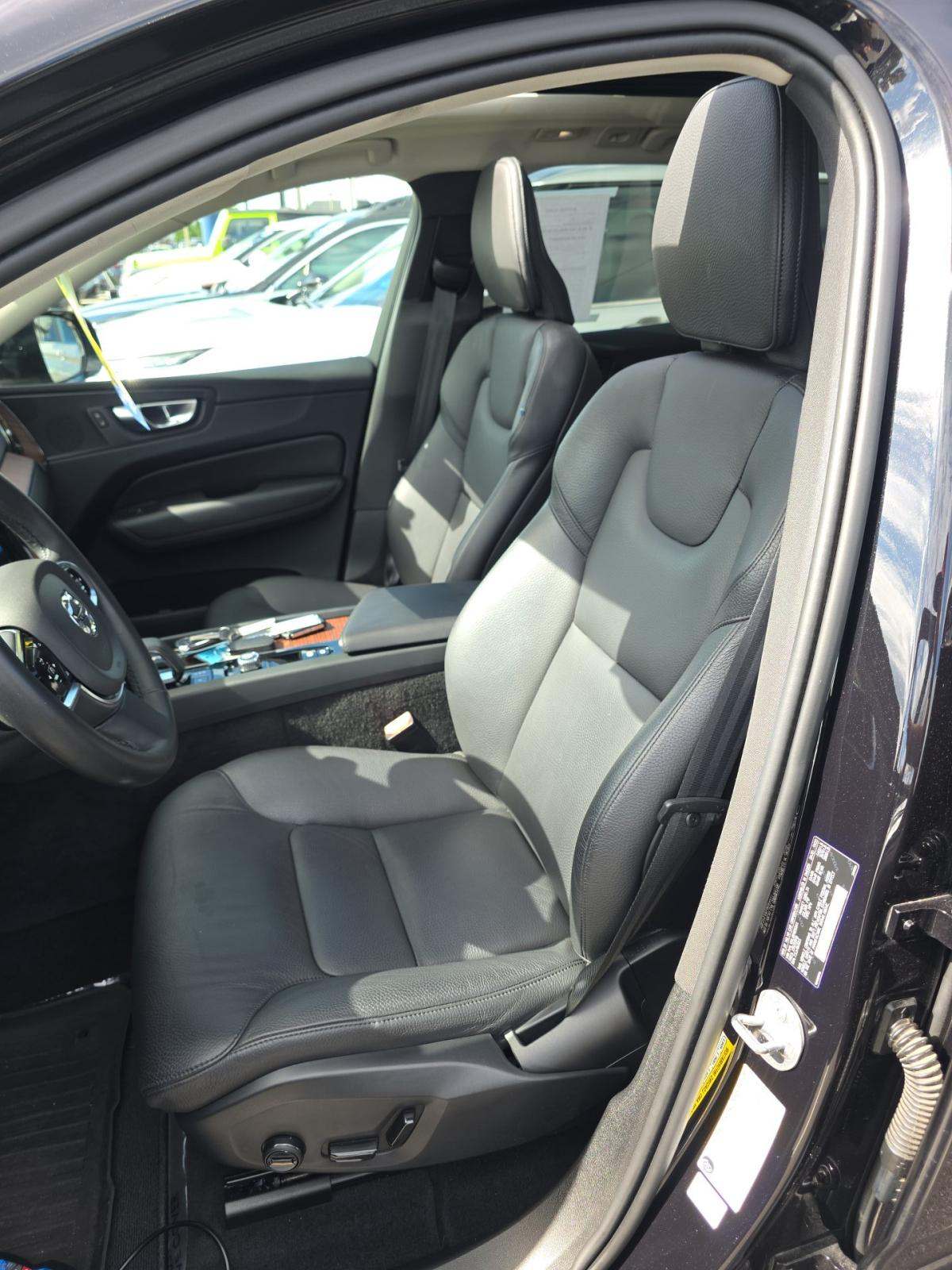 2024 Volvo XC60 B5 Plus AWD