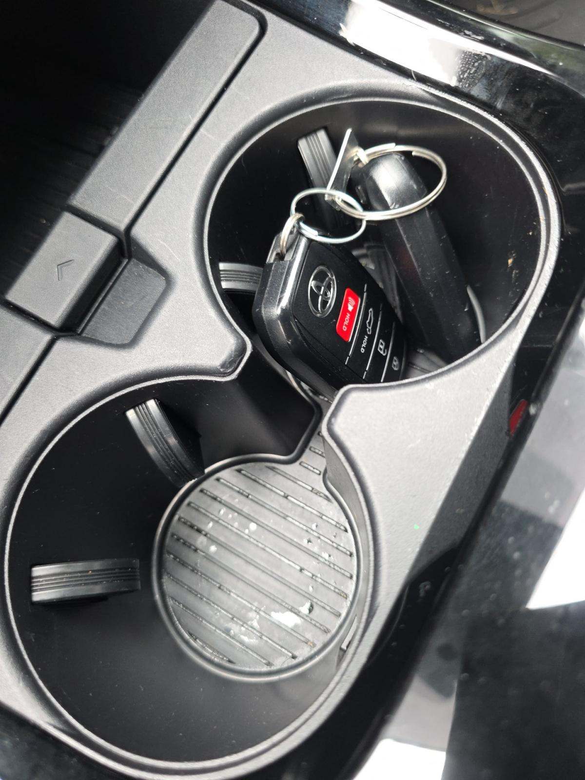 2023 Toyota Prius Limited AWD