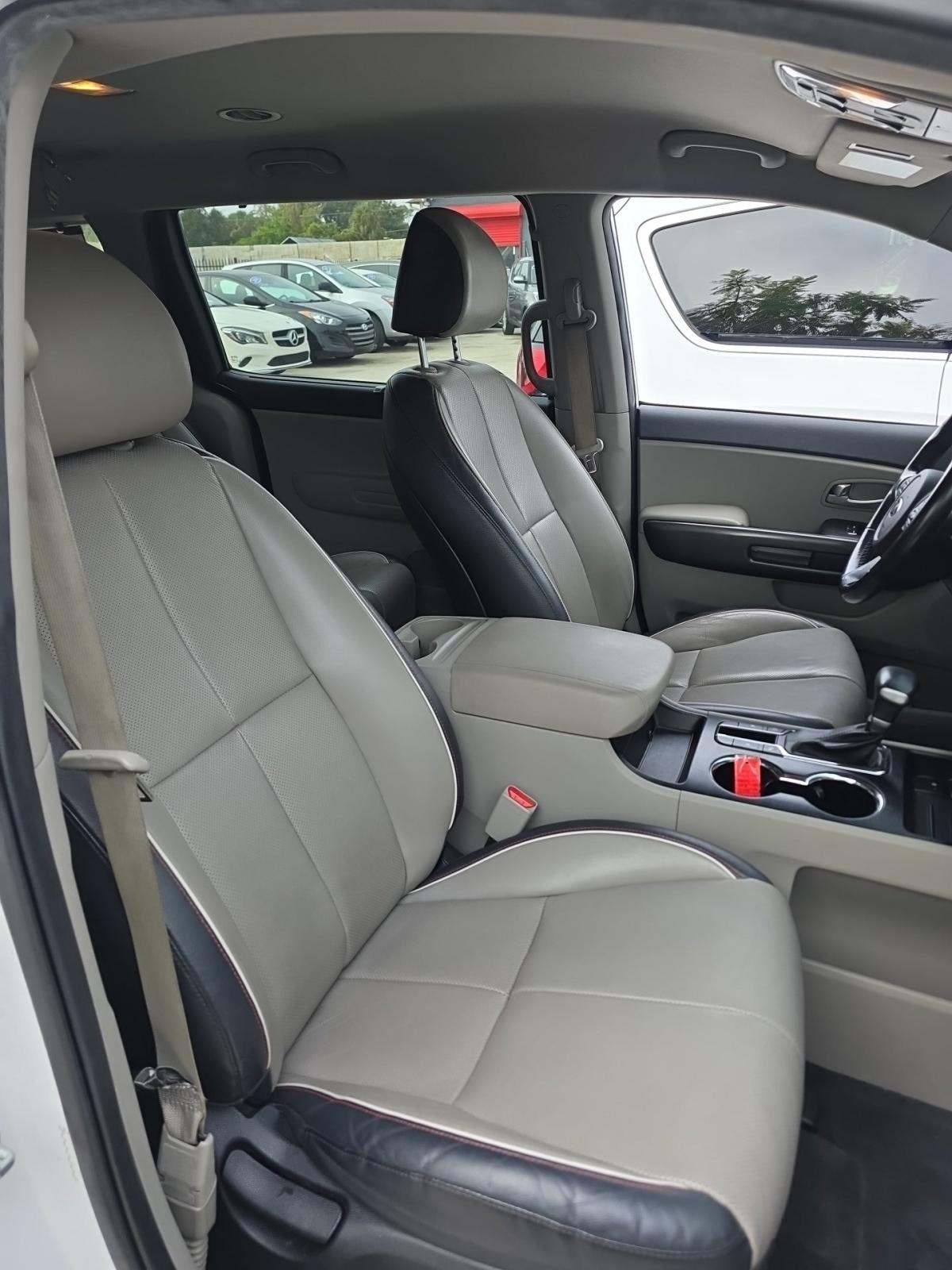 2020 Kia Sedona EX FWD