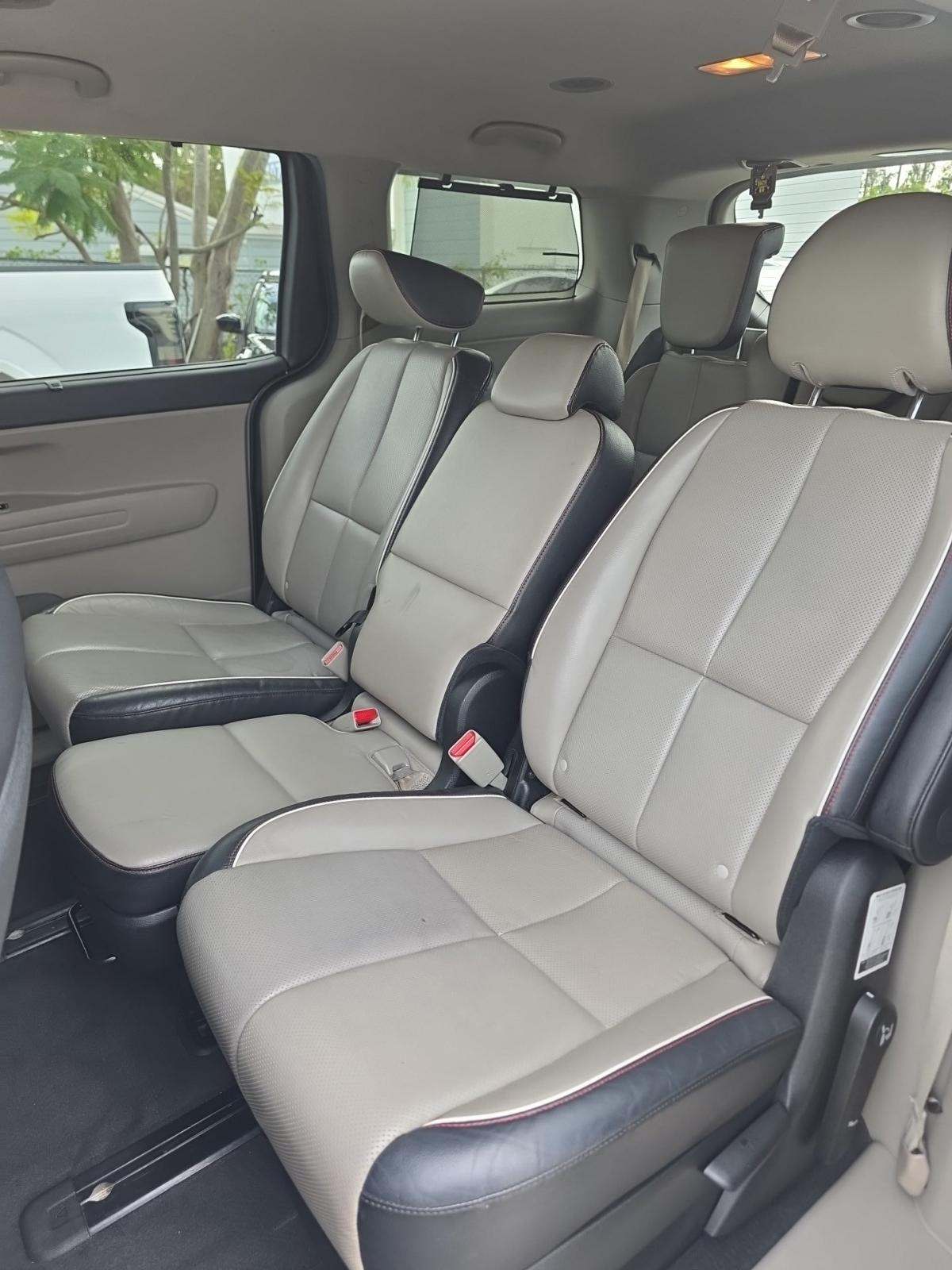 2020 Kia Sedona EX FWD