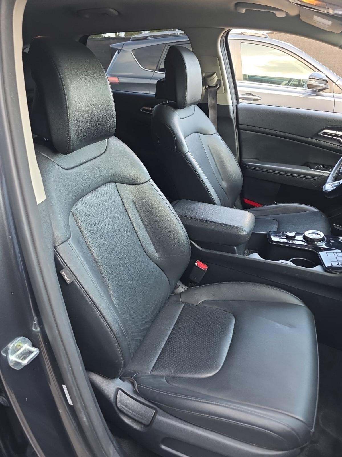 2023 Kia Sportage Hybrid EX AWD