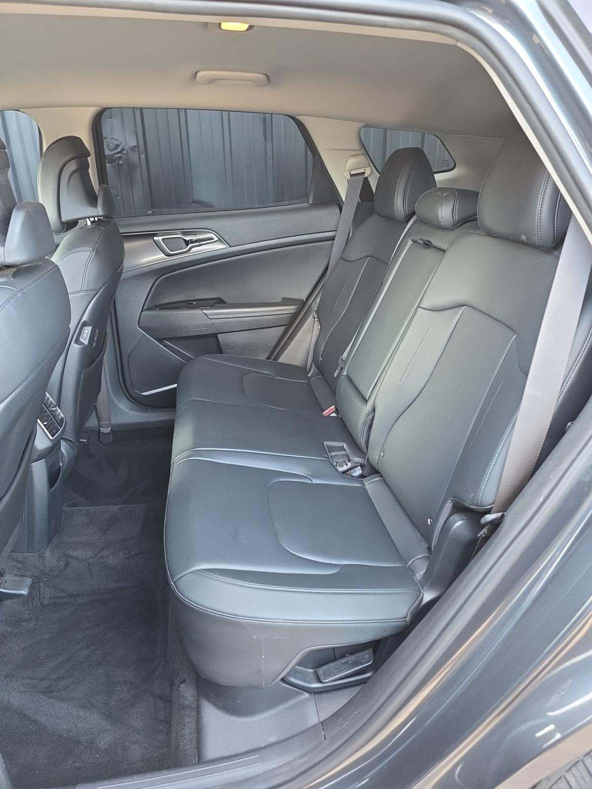 2023 Kia Sportage Hybrid EX AWD