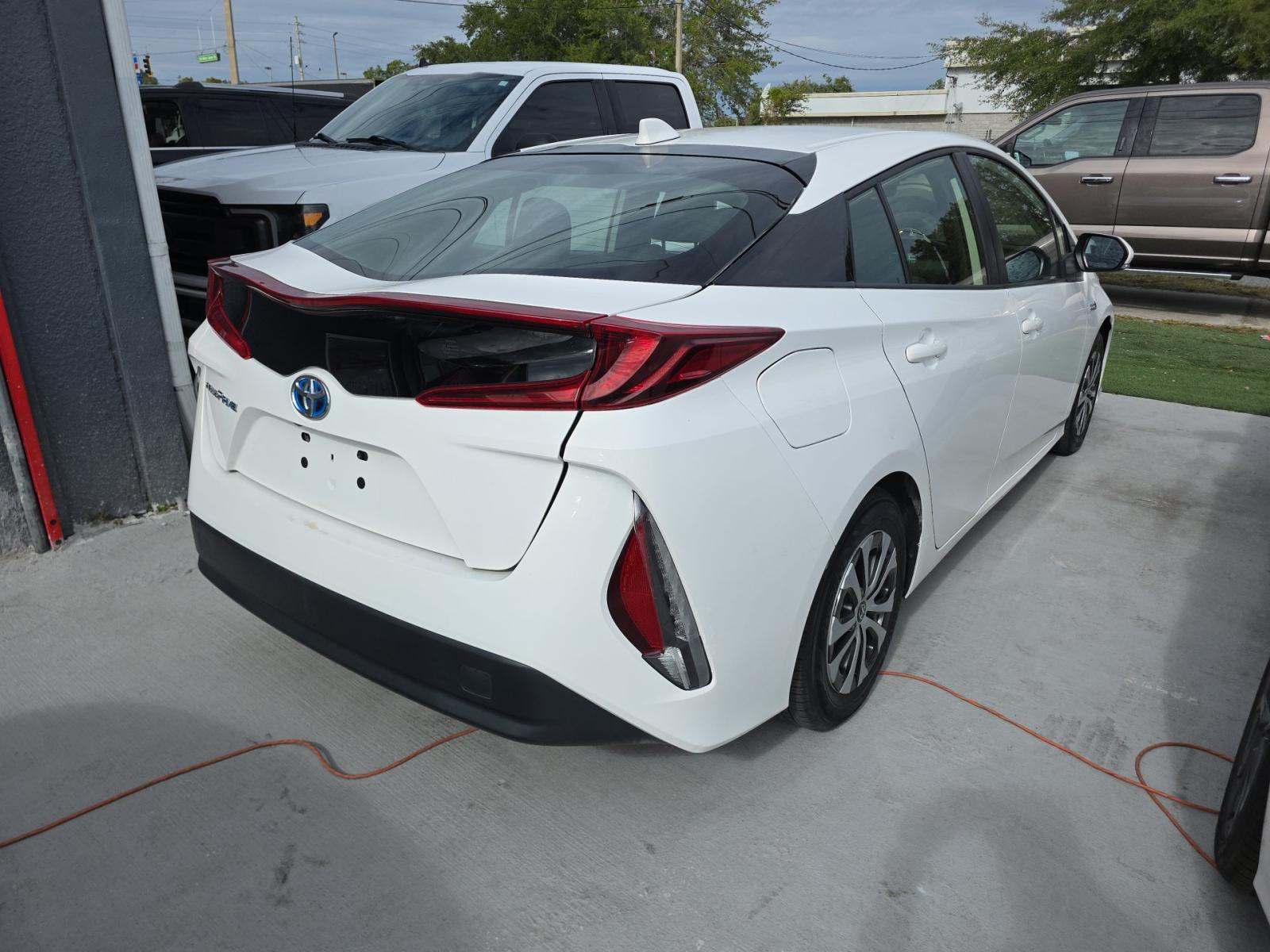 2021 Toyota Prius Prime LE FWD