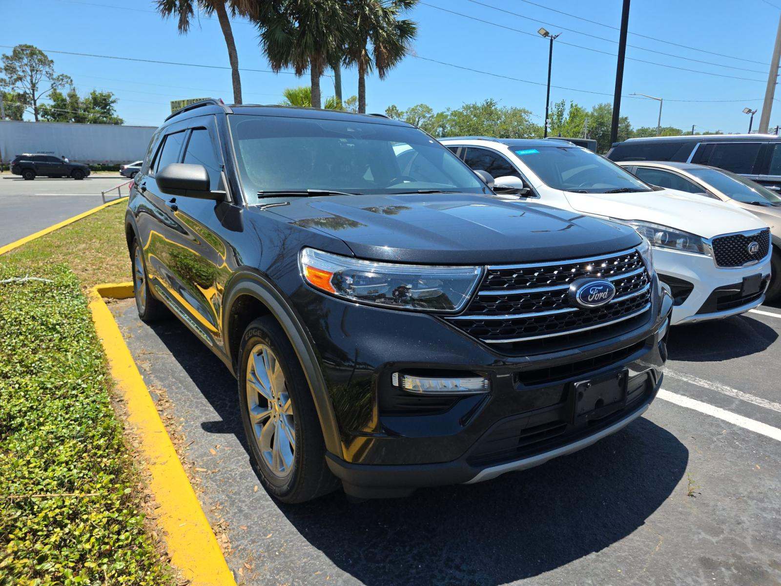 FORD EXPLORER - 4