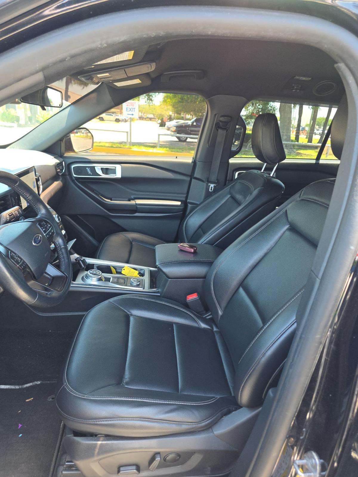 FORD EXPLORER - 6