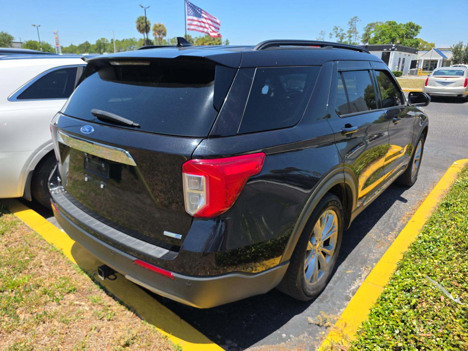 FORD EXPLORER - 3