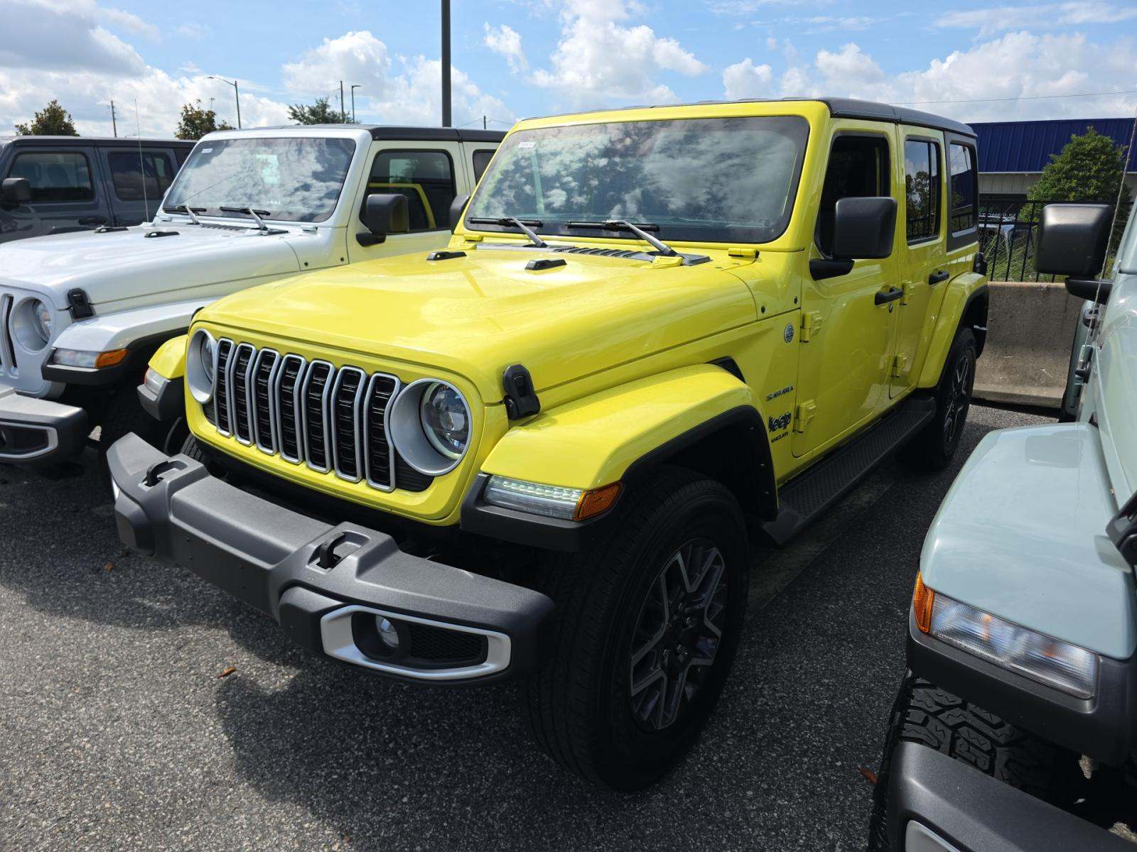 2024 Jeep Wrangler Sahara AWD