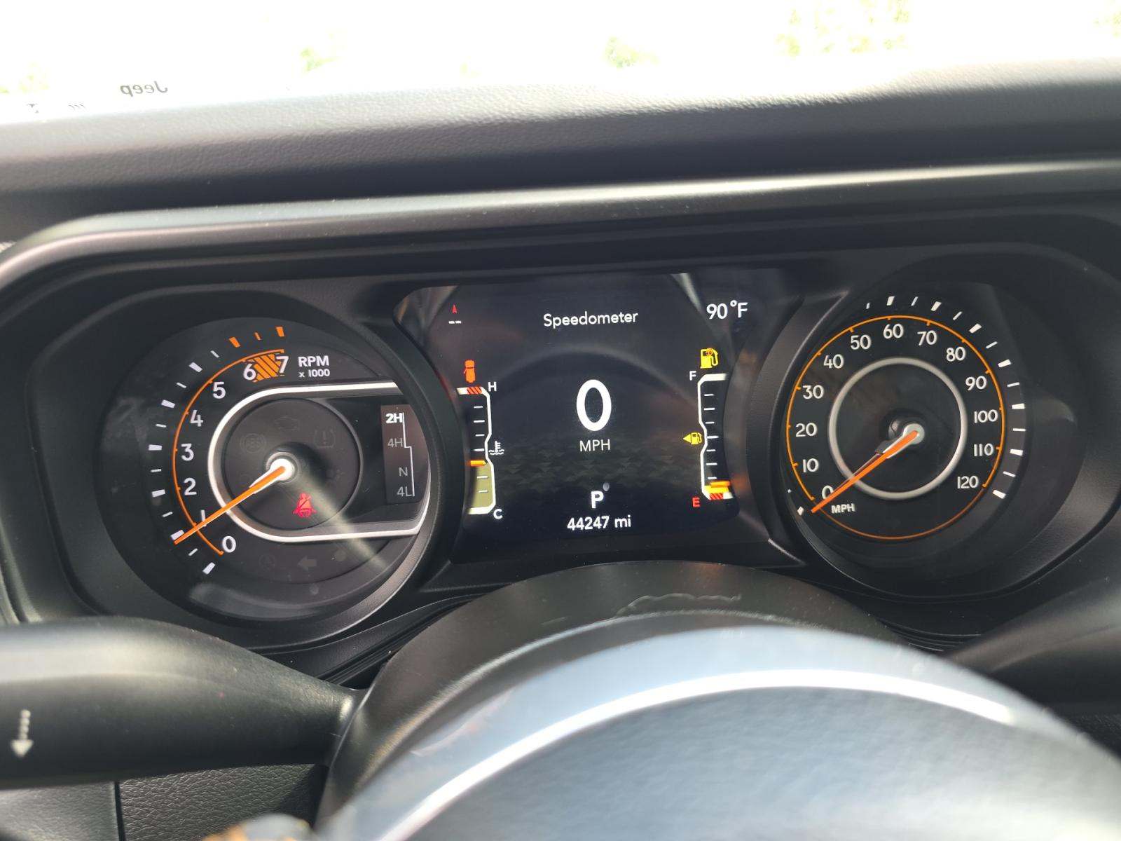 2024 Jeep Wrangler Sahara AWD