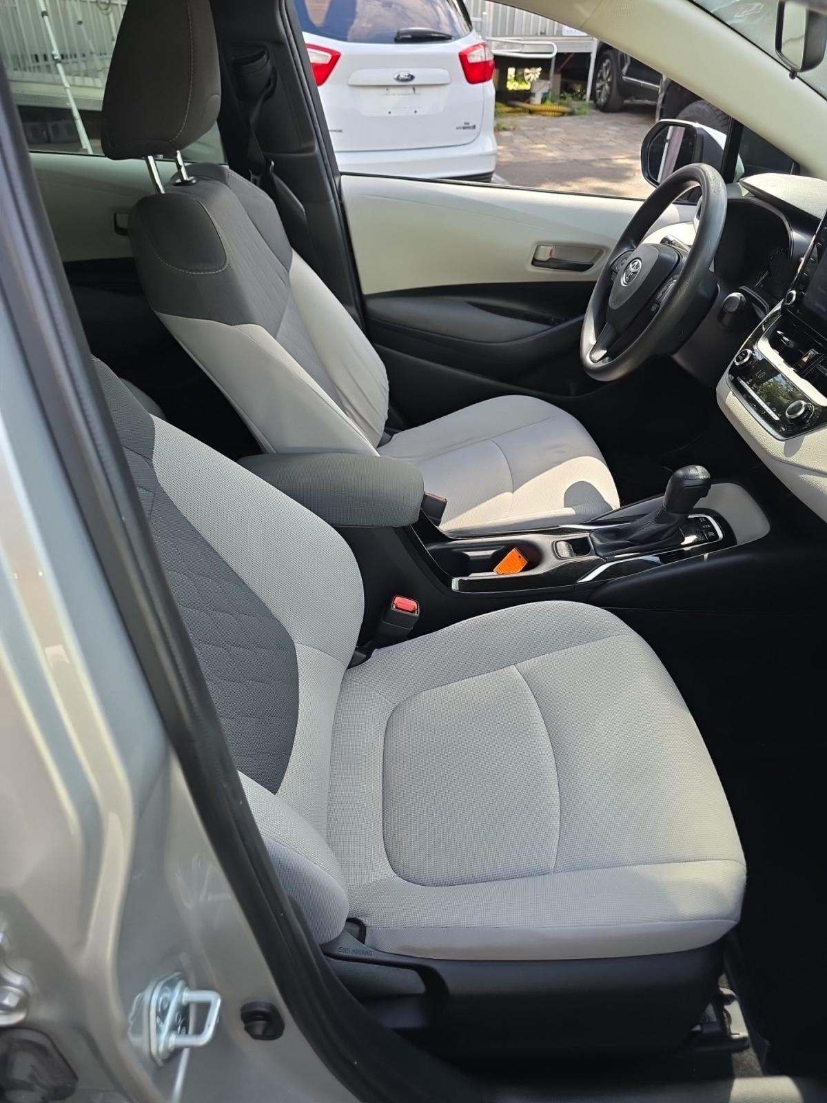 2022 Toyota Corolla Hybrid LE FWD