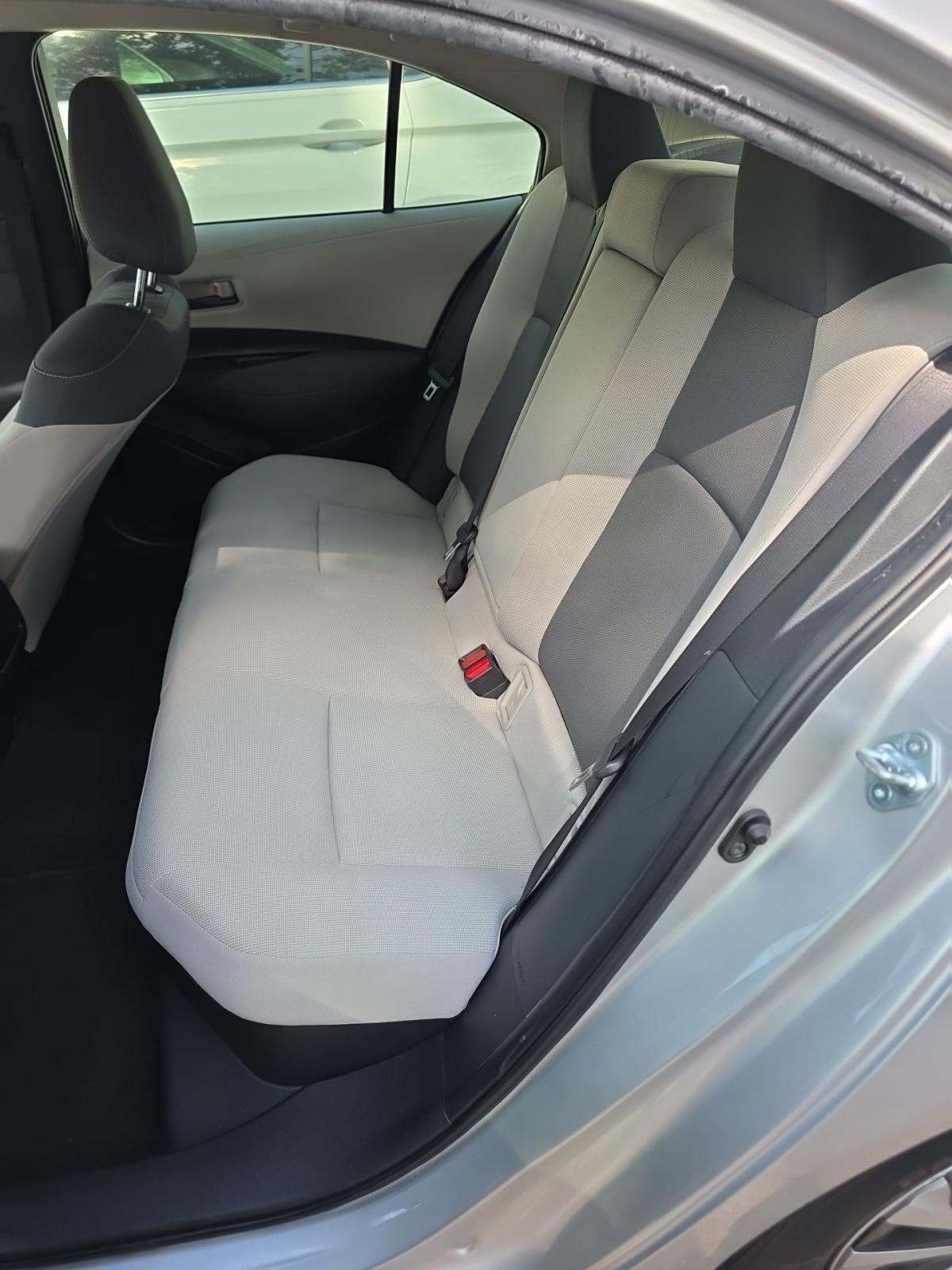 2022 Toyota Corolla Hybrid LE FWD