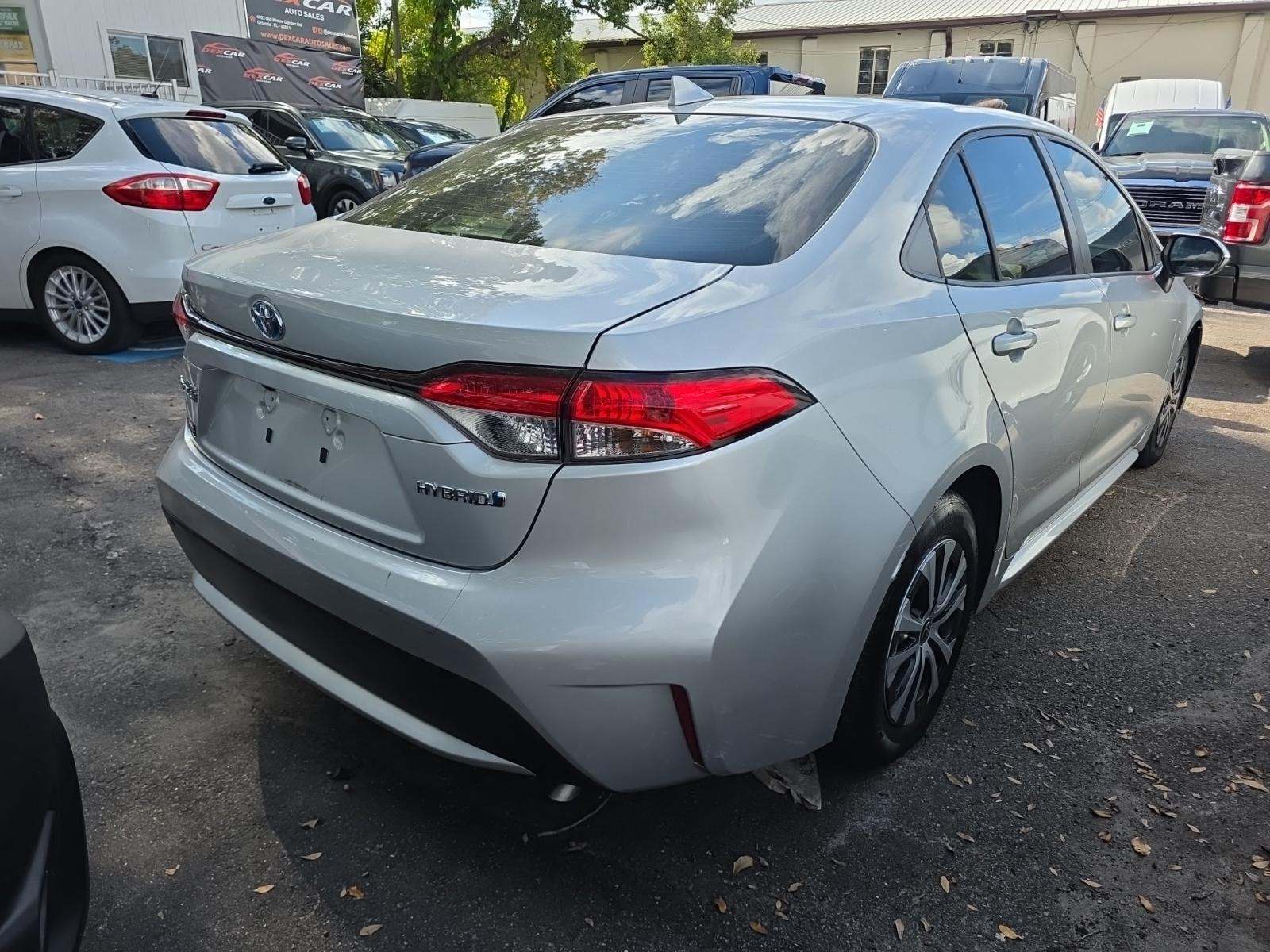2022 Toyota Corolla Hybrid LE FWD