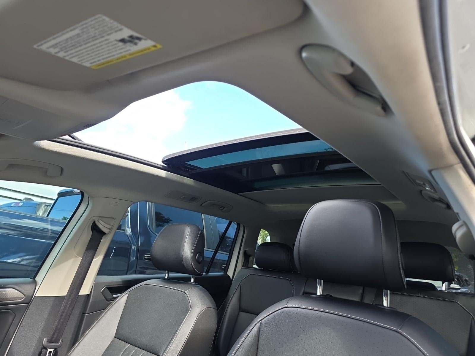 2022 Volkswagen Tiguan 2.0T SE FWD