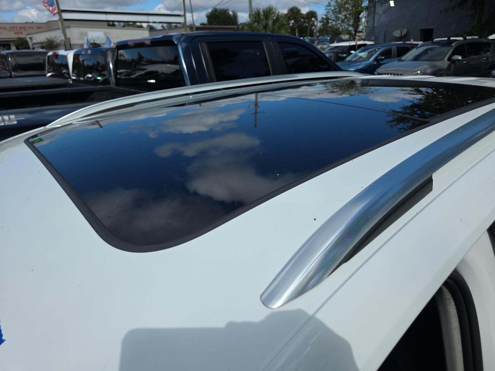 2022 Volkswagen Tiguan 2.0T SE FWD