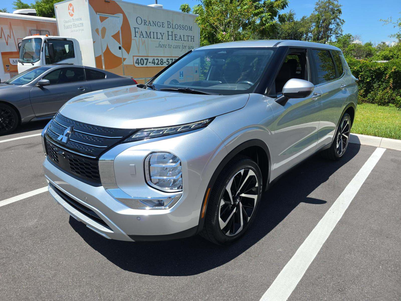 2024 Mitsubishi Outlander SE AWD
