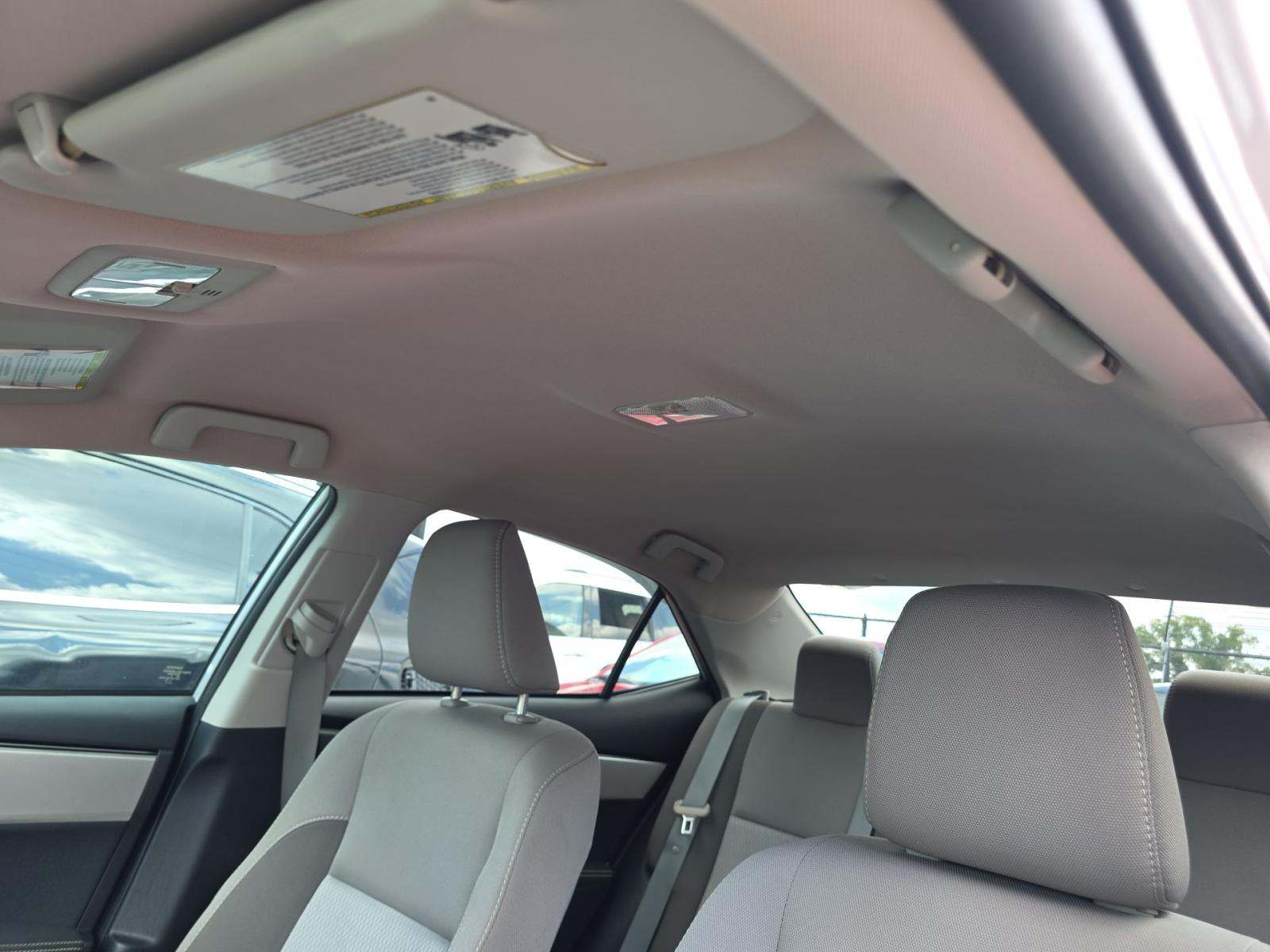 2017 Toyota Corolla LE FWD