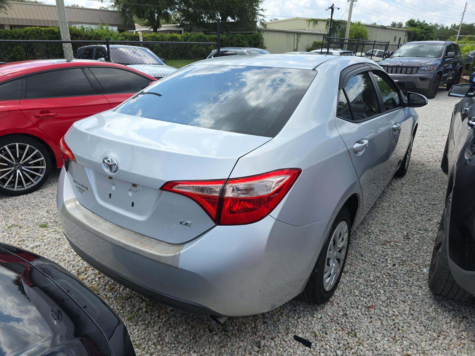 2017 Toyota Corolla LE FWD