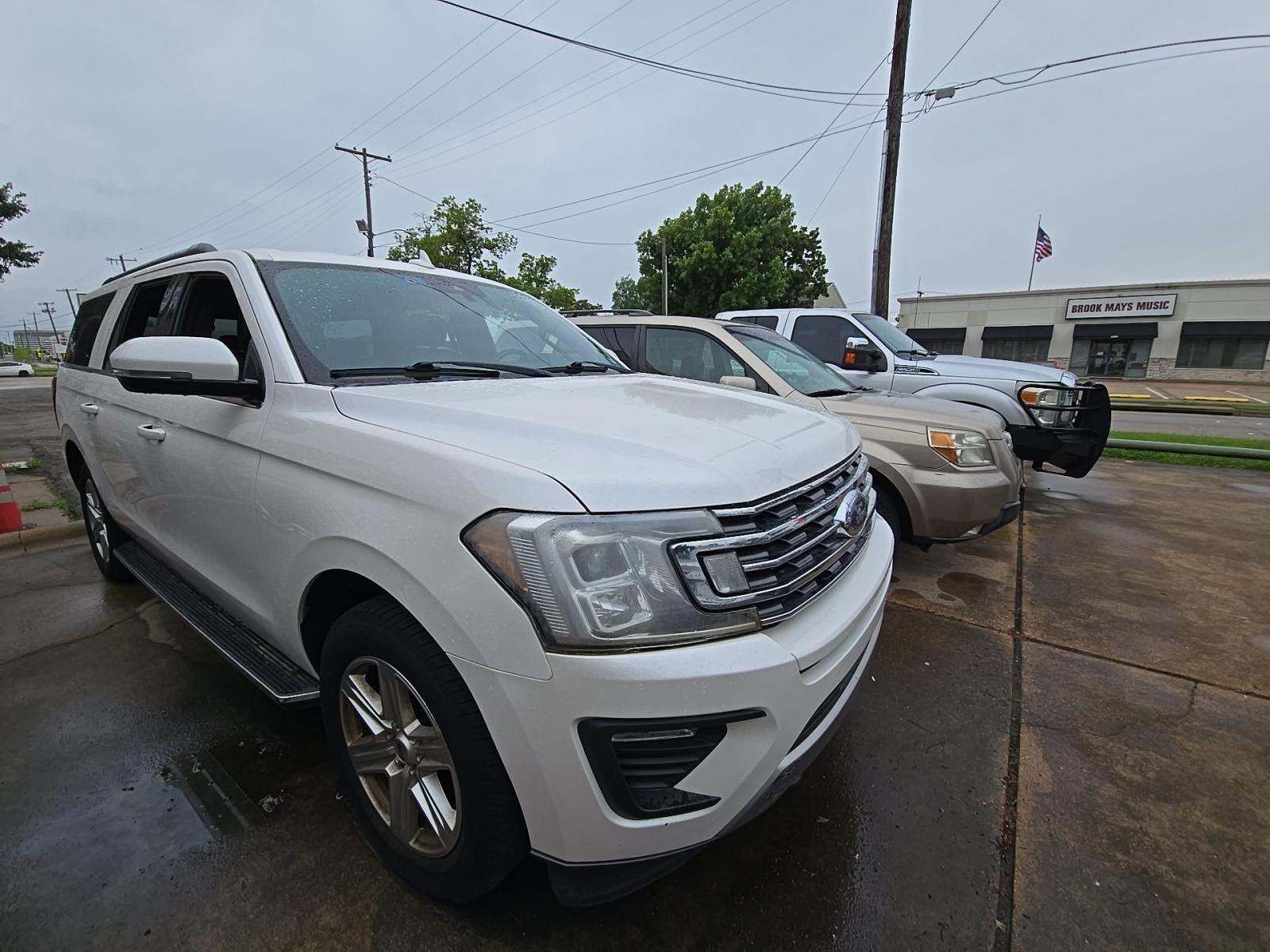 FORD EXPEDITION MAX - 4