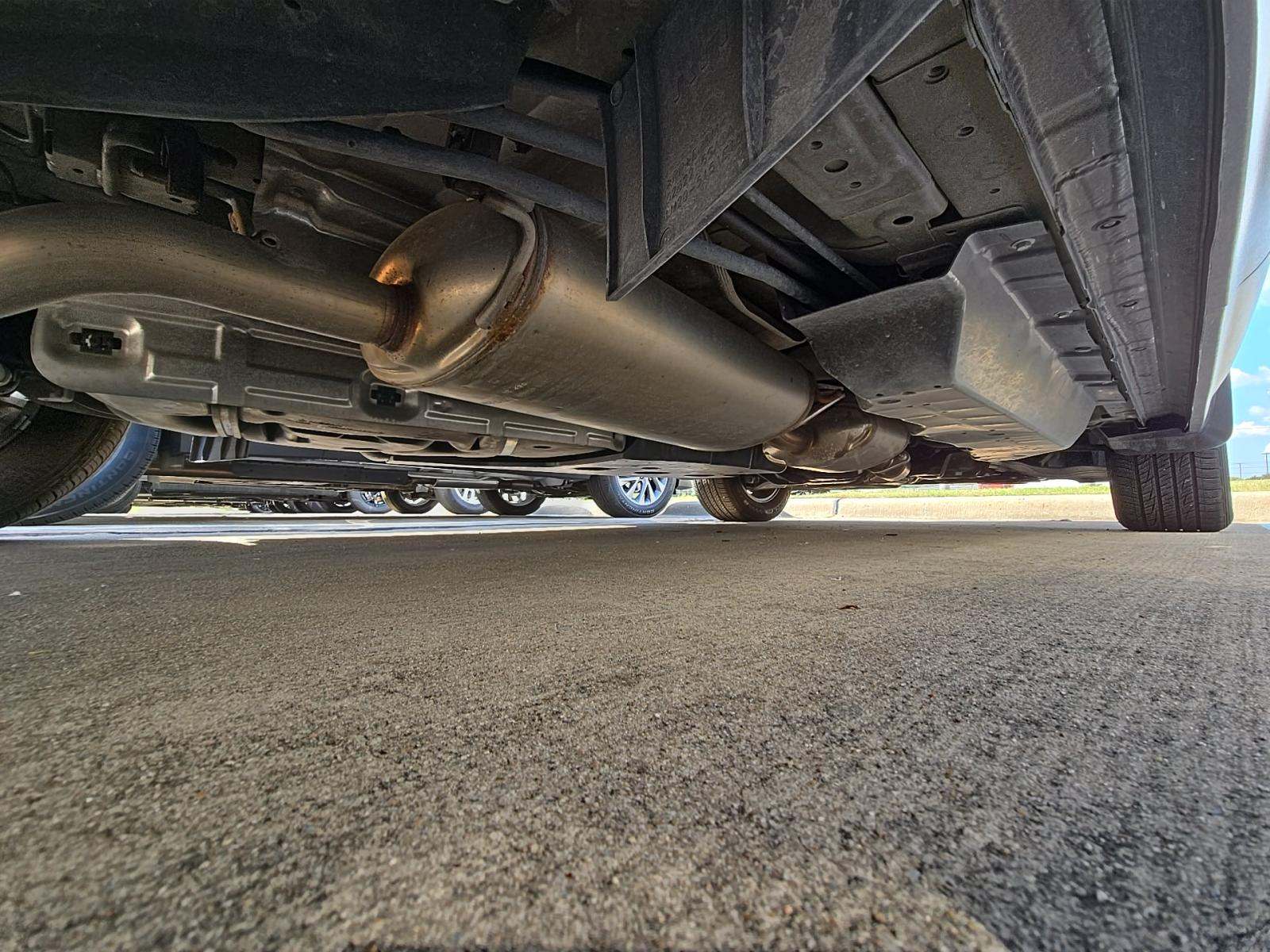 2024 Nissan Pathfinder SV FWD